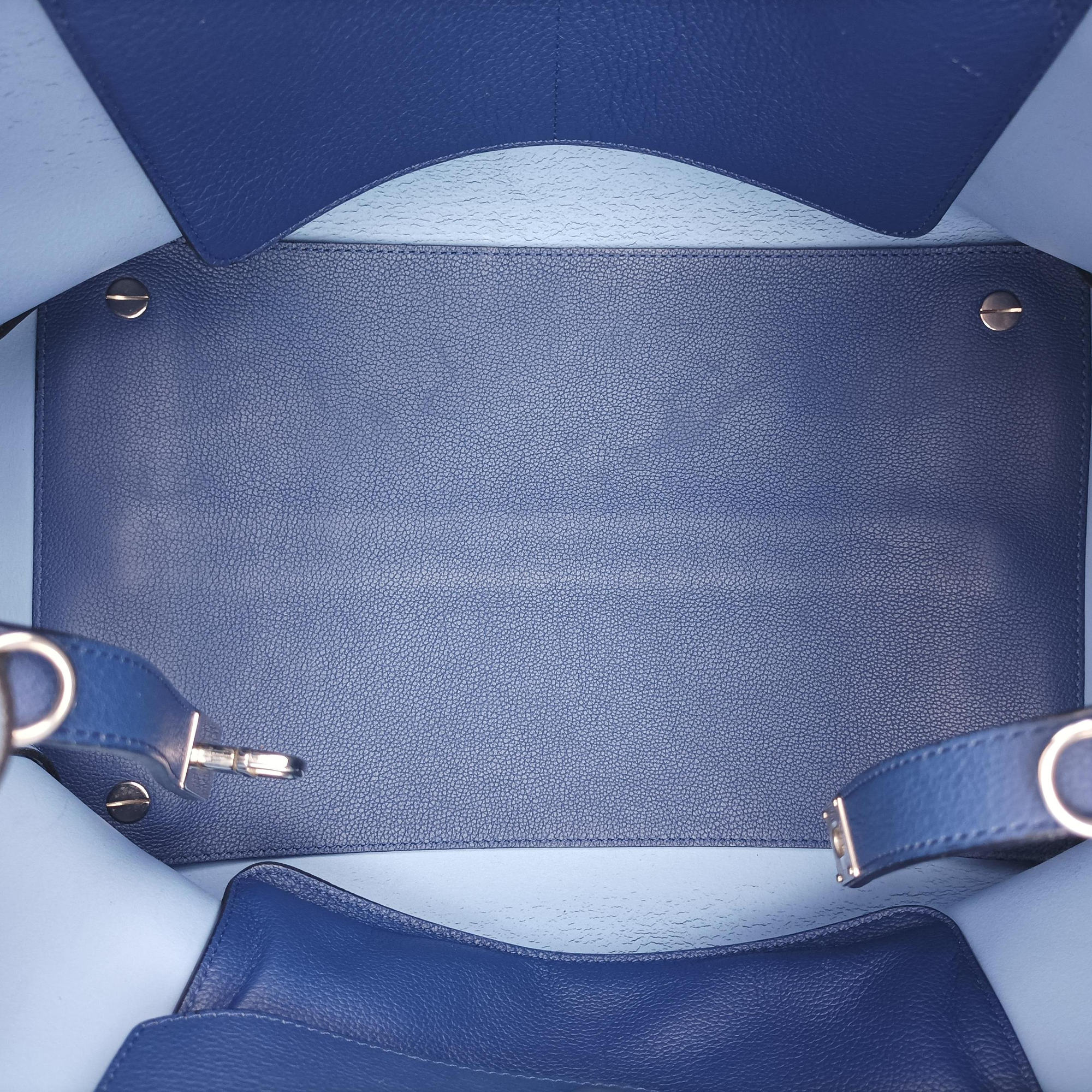 Pre-owned Christian Dior Open Bar Blue Leather  shoulderbag | stylenewstar