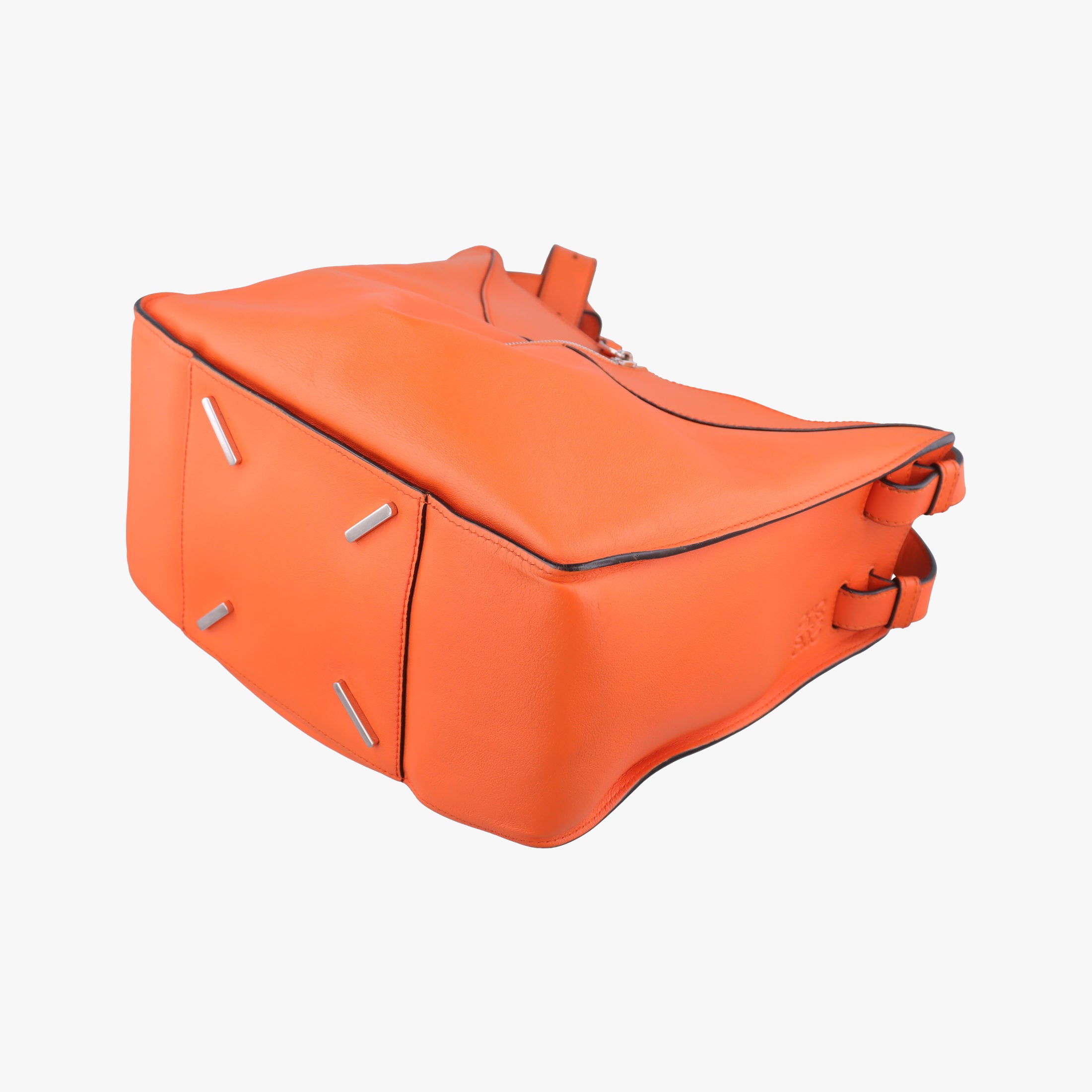 Pre-owned Loewe hammock Orange leather  shoulderbag | stylenewstar