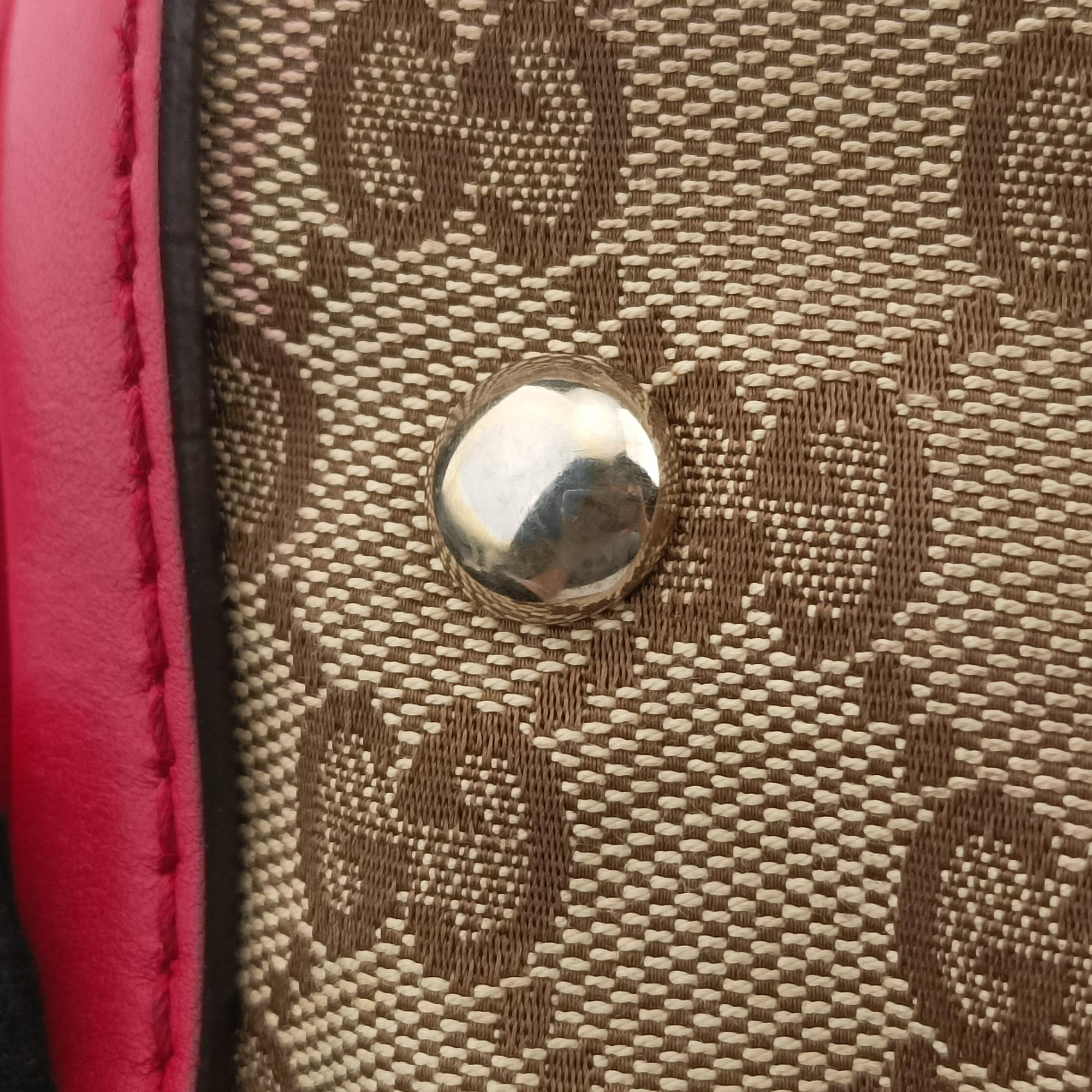 Pre-owned Gucci Sherry Line khaki×red canvas×leather 247205 shoulderbag | stylenewstar