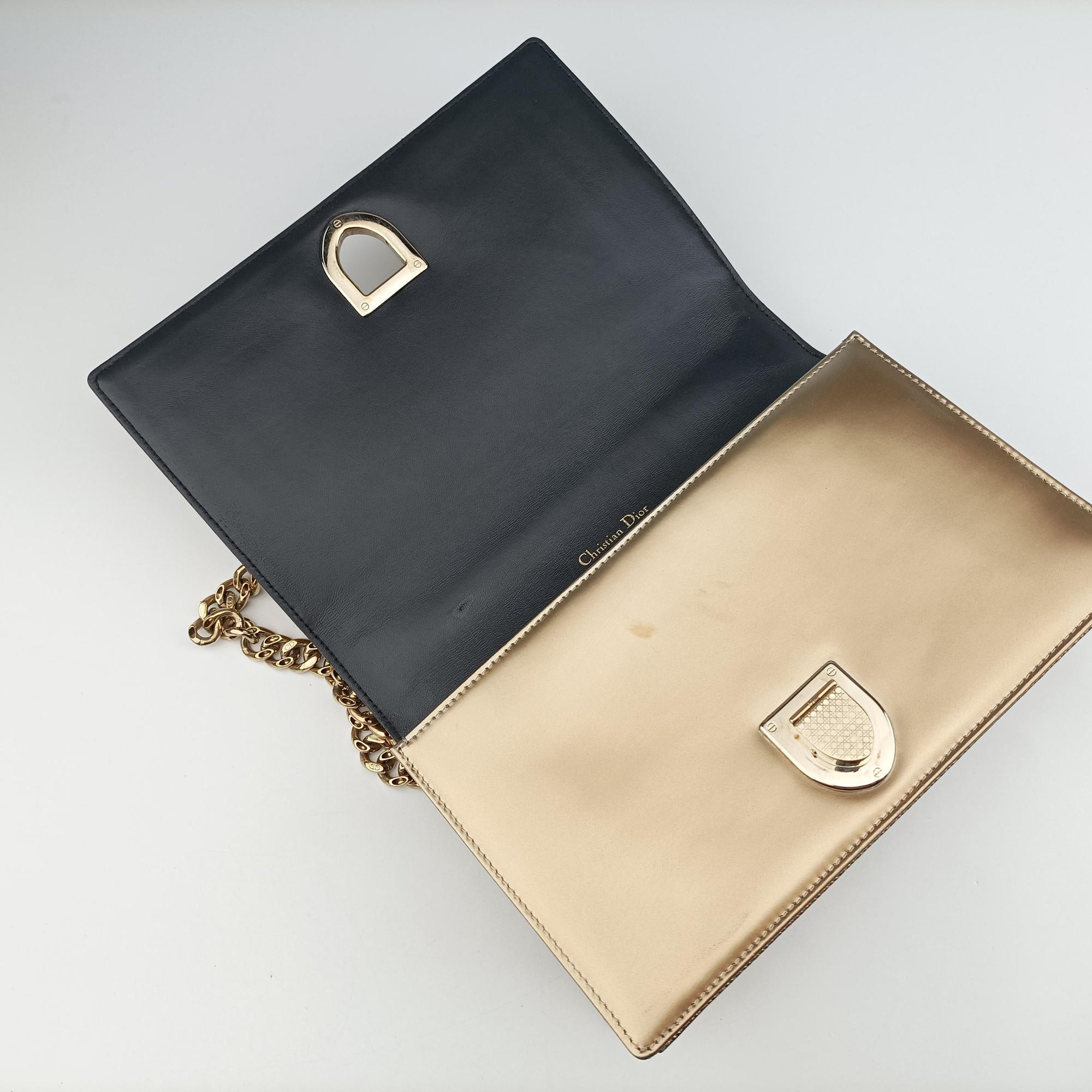 Pre-owned Christian Dior Diorama Golden Patent Leather  shoulderbag | stylenewstar