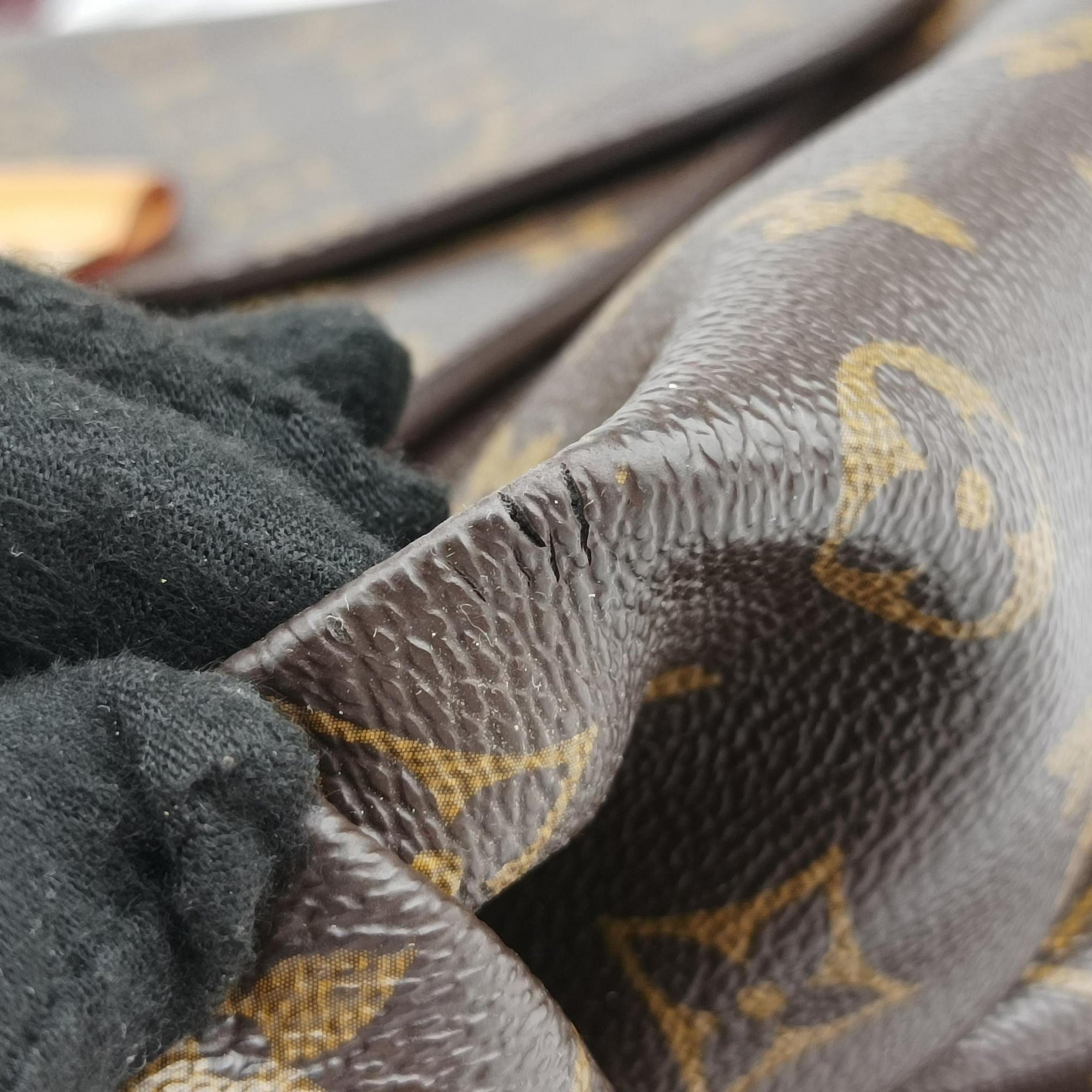 Secondhand Louis Vuitton OLYMPE Brown×QUETSCHE Monogram Canvas×calf leather M40926 handbag | stylenewstar