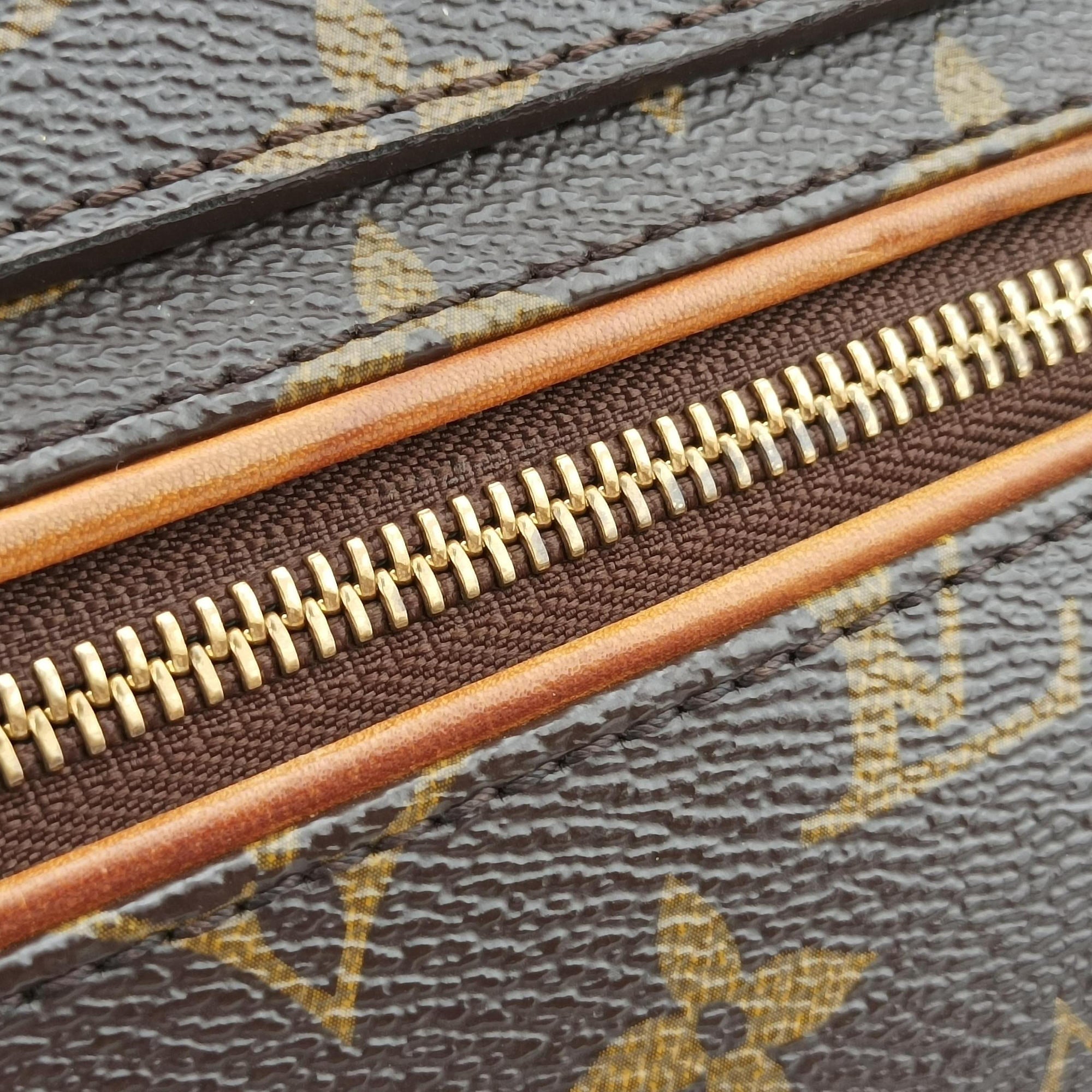 Secondhand Louis Vuitton OLYMPE Brown×QUETSCHE Monogram Canvas×calf leather M40926 handbag | stylenewstar