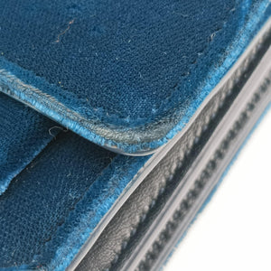 Secondhand Yves Saint Laurent SUNSET Blue velour 441972 shoulderbag | stylenewstar