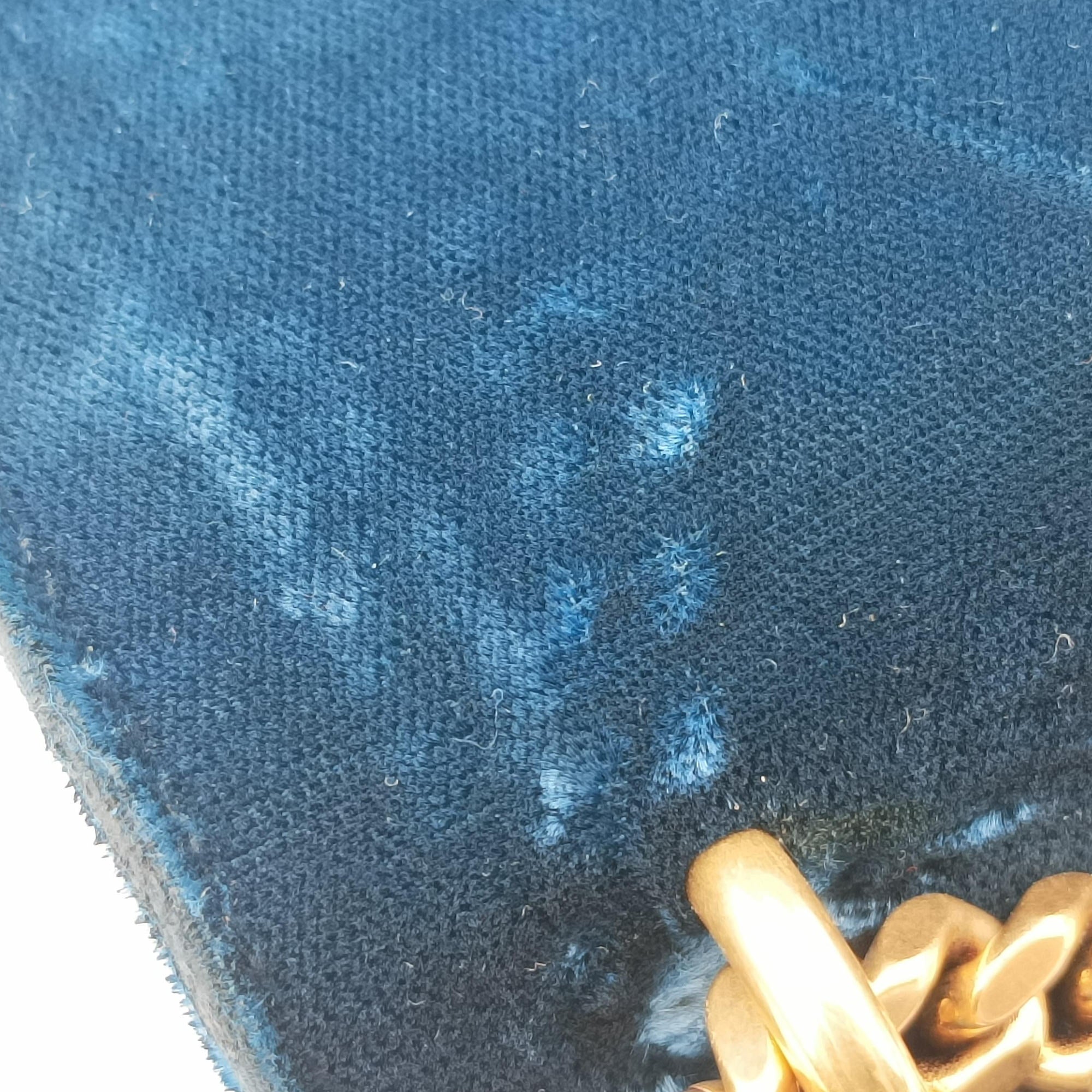 Secondhand Yves Saint Laurent SUNSET Blue velour 441972 shoulderbag | stylenewstar