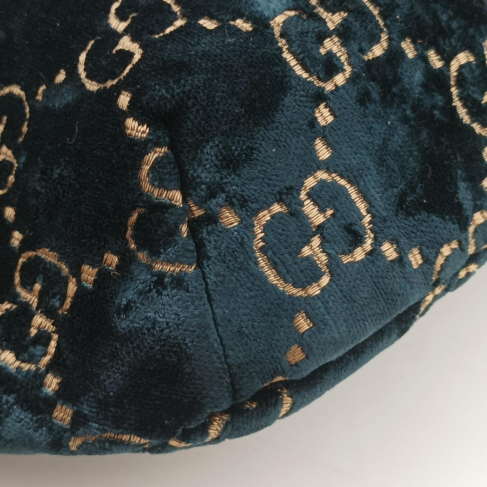 Pre-owned Gucci GG Velvet Blue velour 574968 bum bag/waist bag | stylenewstar