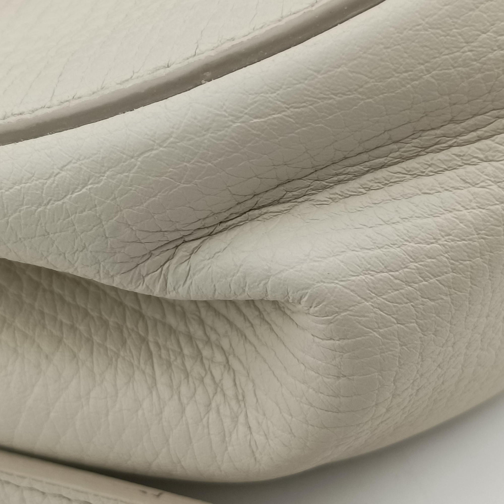 Pre-owned Bottega Veneta Palmelato White Leather  shoulderbag | stylenewstar