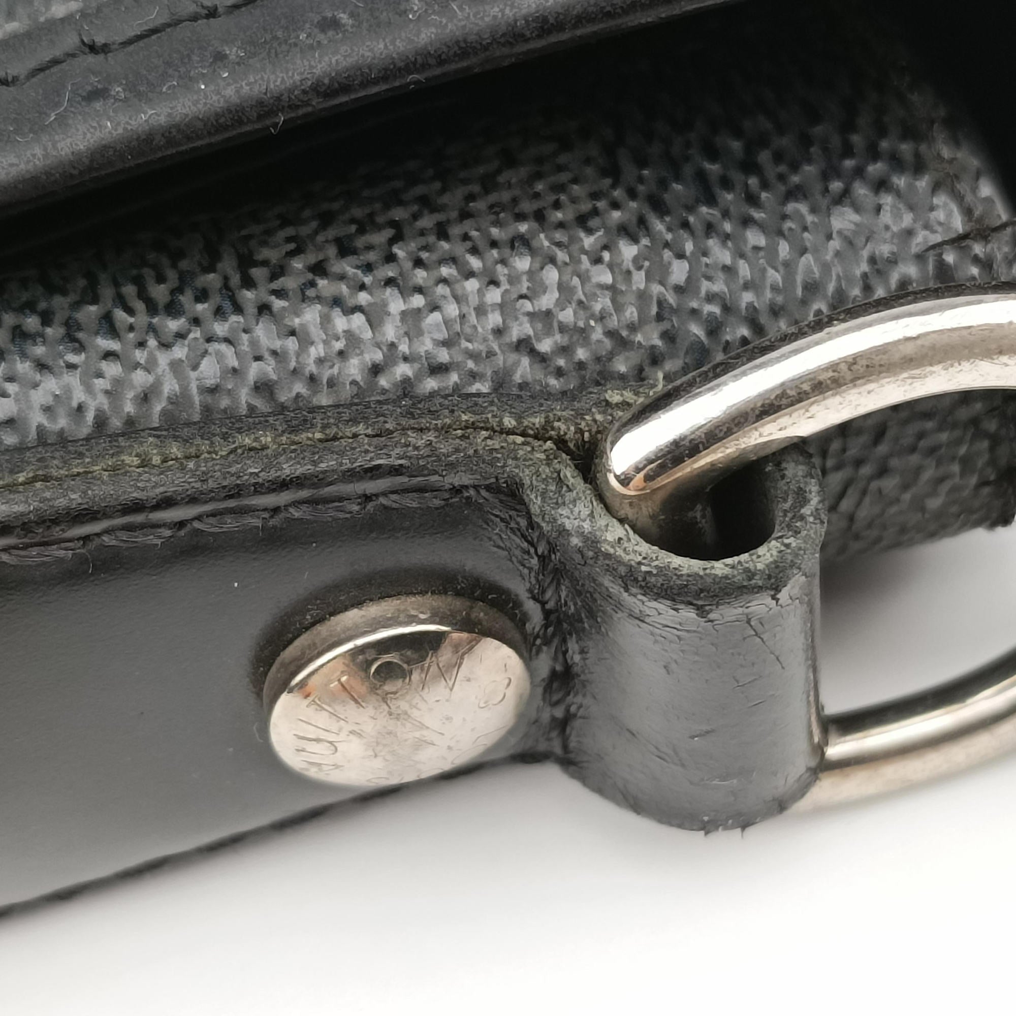 Pre-owned Louis Vuitton DANIEL MM Noir Damier Graphite N58029 shoulderbag | stylenewstar