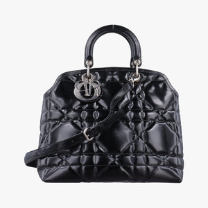 Pre-owned Christian Dior granville Black Enamel  shoulderbag | stylenewstar