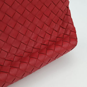 Secondhand Bottega Veneta Intrecciato Olimpia Red lambskin  shoulderbag | stylenewstar