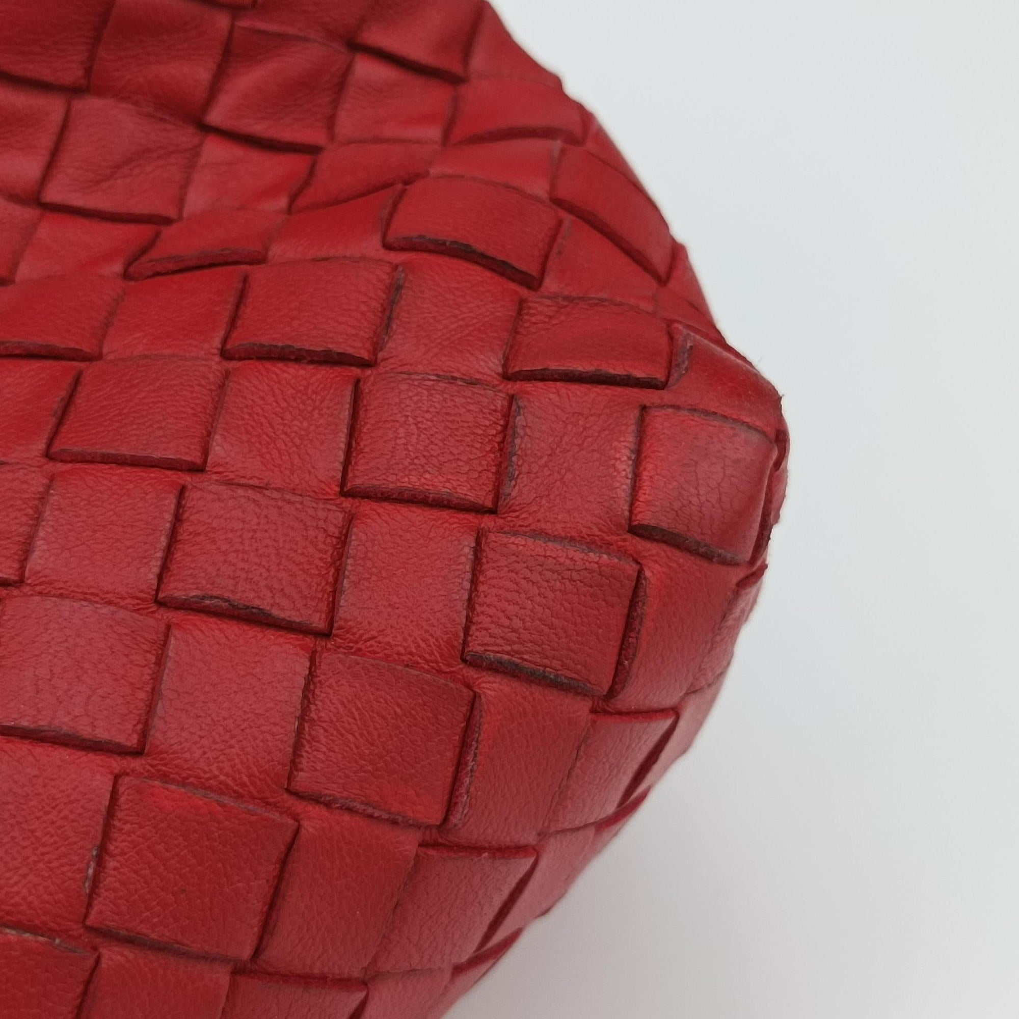 Secondhand Bottega Veneta Intrecciato Olimpia Red lambskin  shoulderbag | stylenewstar