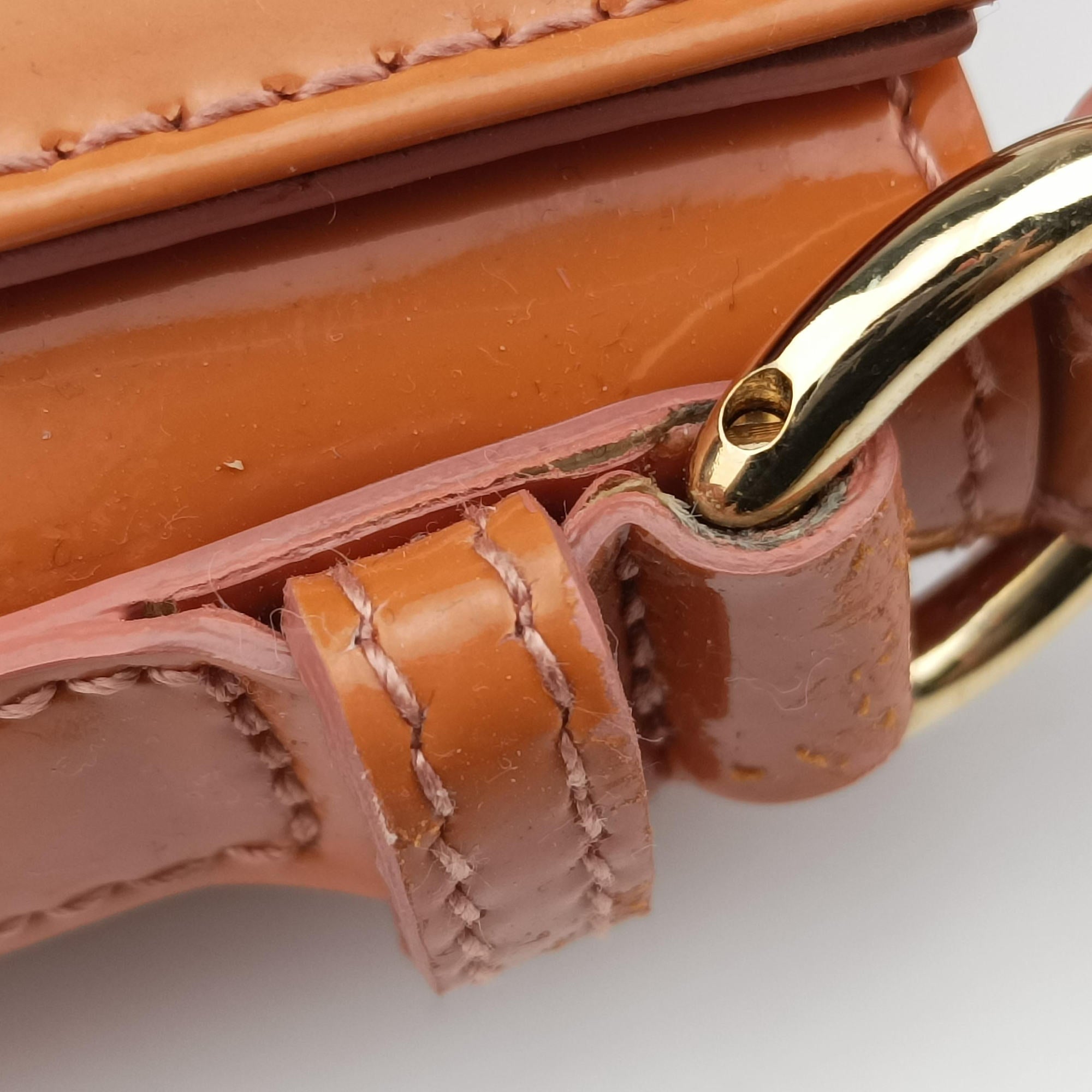 Pre-owned Ferragamo Vara Bow Caramel Patent  shoulderbag | stylenewstar