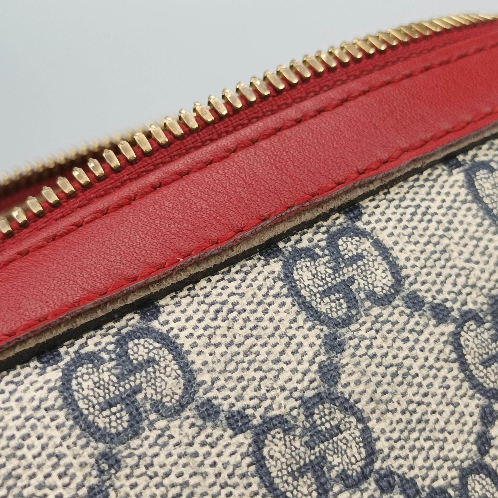Vintage Gucci GG SUPREME Beige x Red x Navy PVC coated canvasxLeather 409529 shoulderbag | stylenewstar
