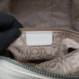 Pre-owned Ferragamo Vara Bow White Leather  handbag | stylenewstar