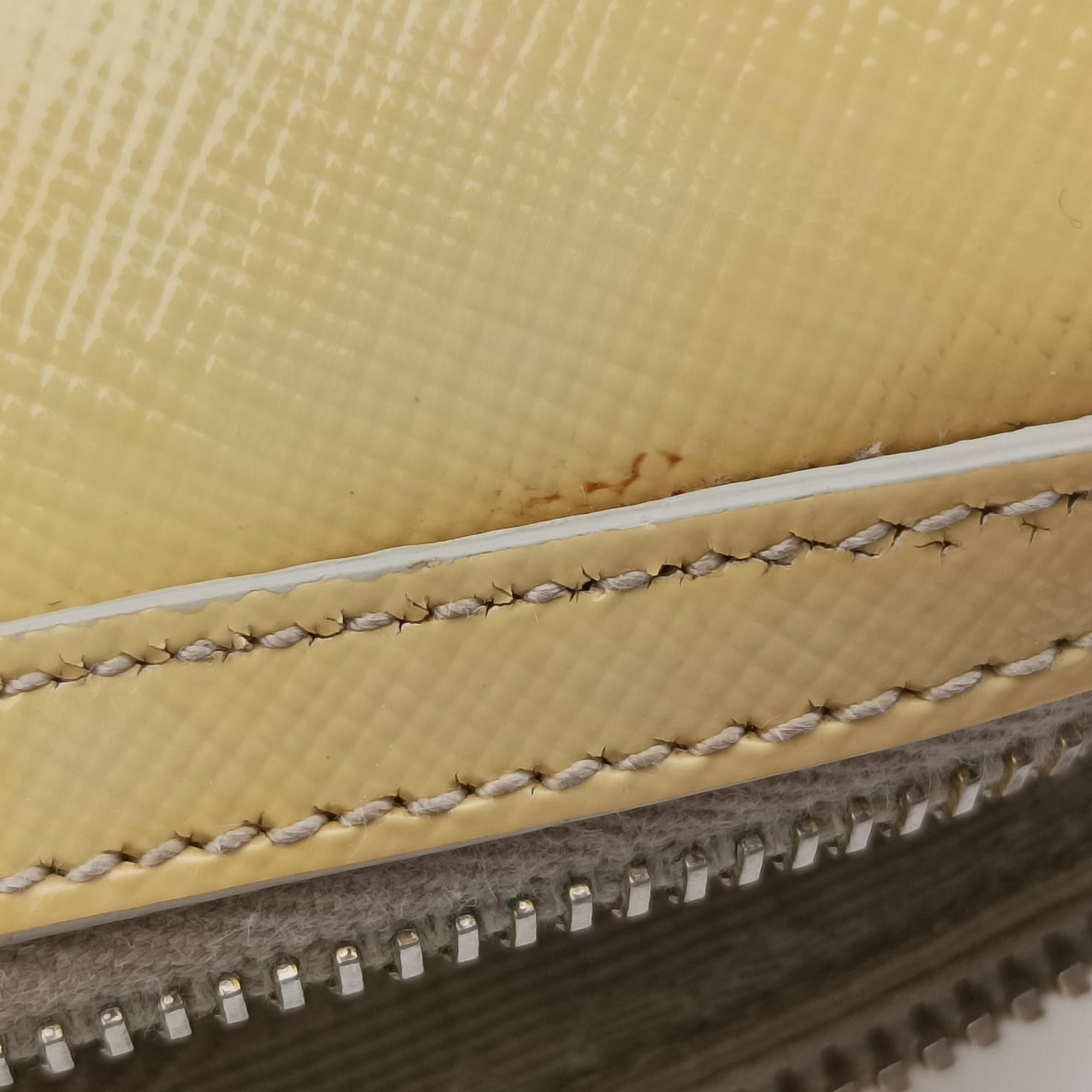 Secondhand Prada Boston Soleil Yellow Saffiano patent BL0831 shoulderbag | stylenewstar