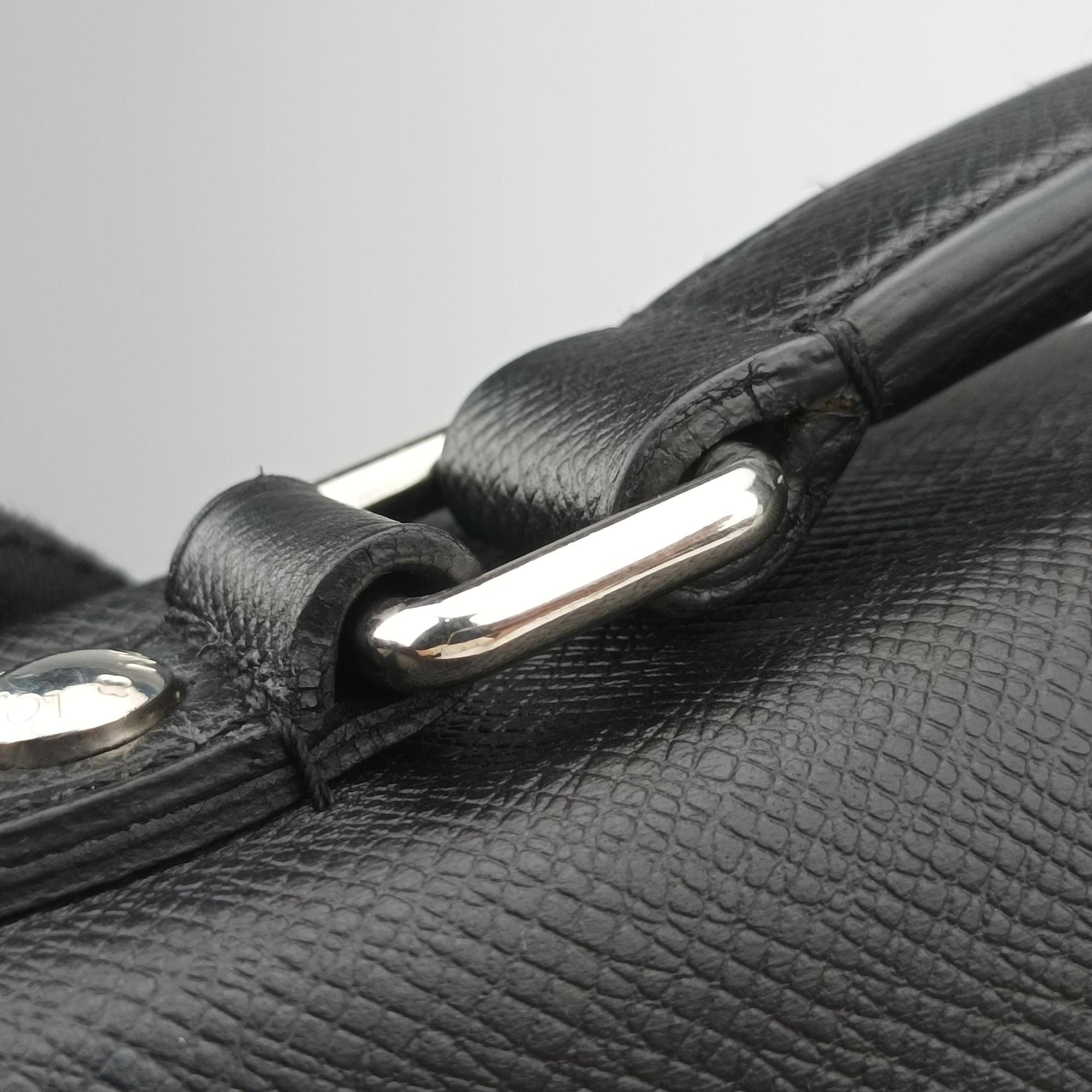 Pre-owned Louis Vuitton Anton Briefcase Ardoise Taiga calfskin leather M33416 shoulderbag | stylenewstar