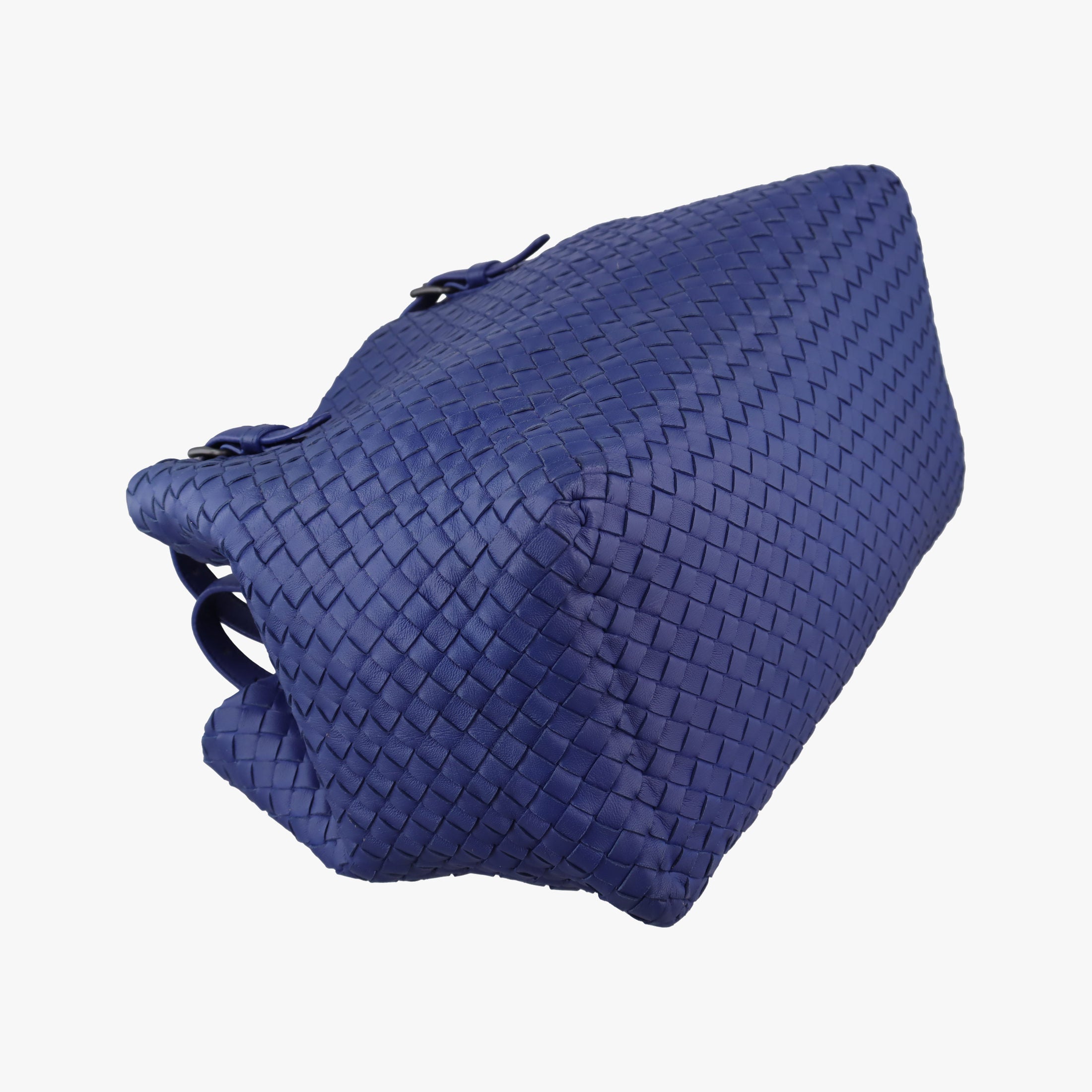 Secondhand Bottega Veneta Cesta Intrecciato Blue lambskin  handbag | stylenewstar