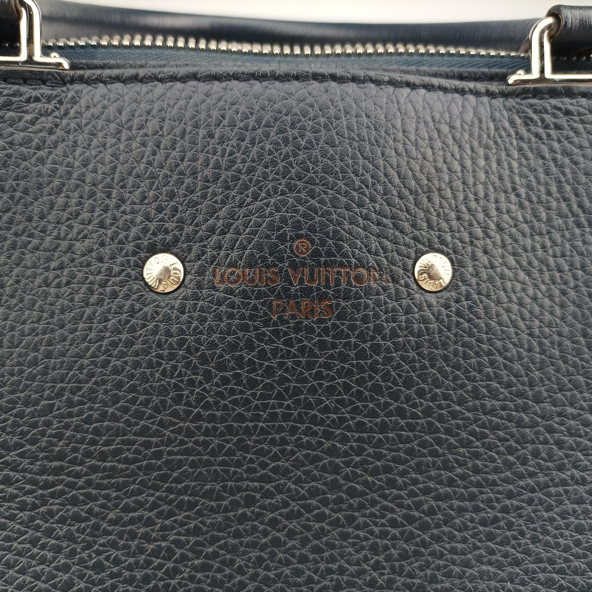 Vintage Louis Vuitton Armand Briefcase MM Navy Taurillon leather M54380 shoulderbag | stylenewstar