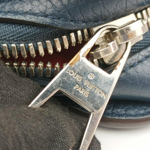 Vintage Louis Vuitton Armand Briefcase MM Navy Taurillon leather M54380 shoulderbag | stylenewstar