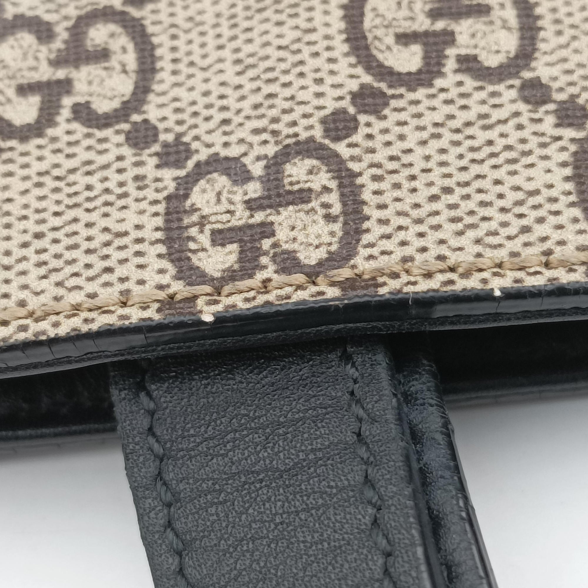 Pre-owned Gucci GG Supreme Bee Brown PVC coated canvas 450950 handbag | stylenewstar
