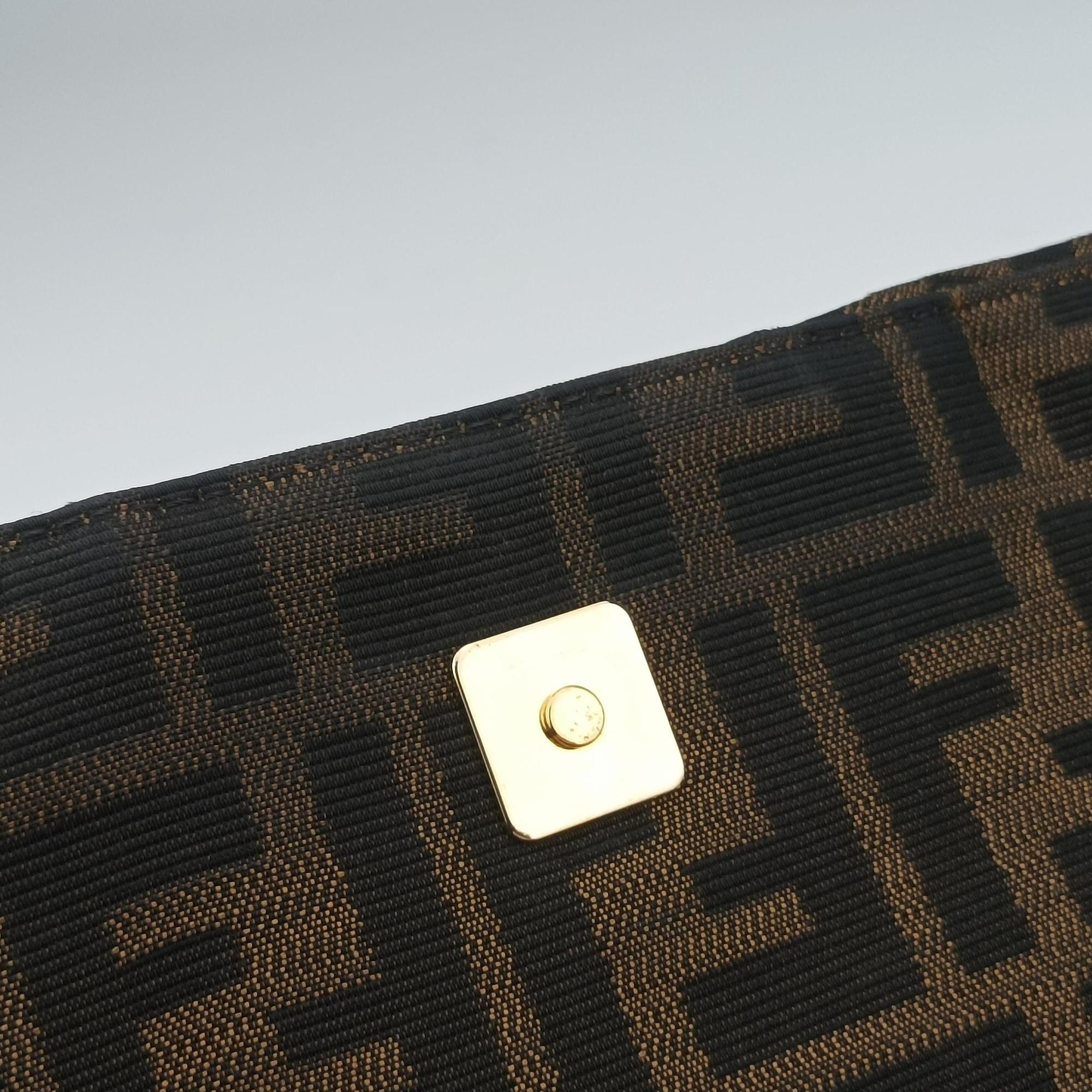 Pre-owned Fendi Mia Flap Brown canvas 8BT163 shoulderbag | stylenewstar