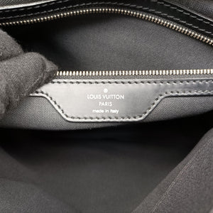 Secondhand Louis Vuitton Viktor Ardoise Taiga M30142 shoulderbag | stylenewstar