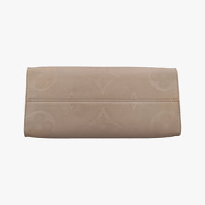 Pre-owned Louis Vuitton OntheGo MM Beige Monogram Empreinte M45607 shoulderbag | stylenewstar
