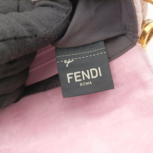 Vintage Fendi BAGUETTE Pink velour 8BS017 shoulderbag | stylenewstar