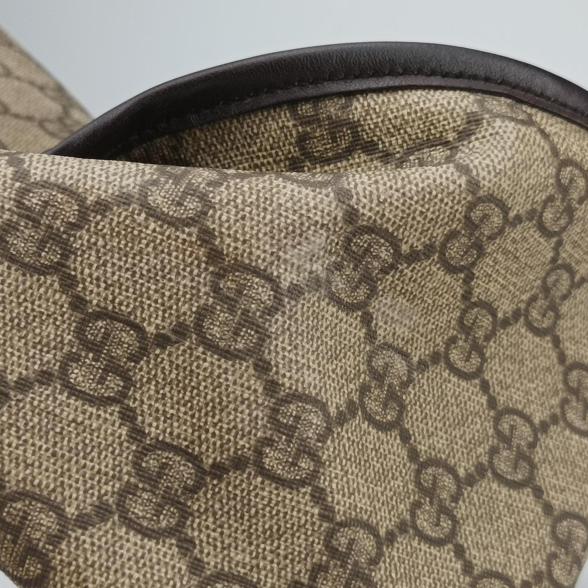 Vintage Gucci GG Imprime Messenger Brown PVC coated canvas×Leather 201725 shoulderbag | stylenewstar