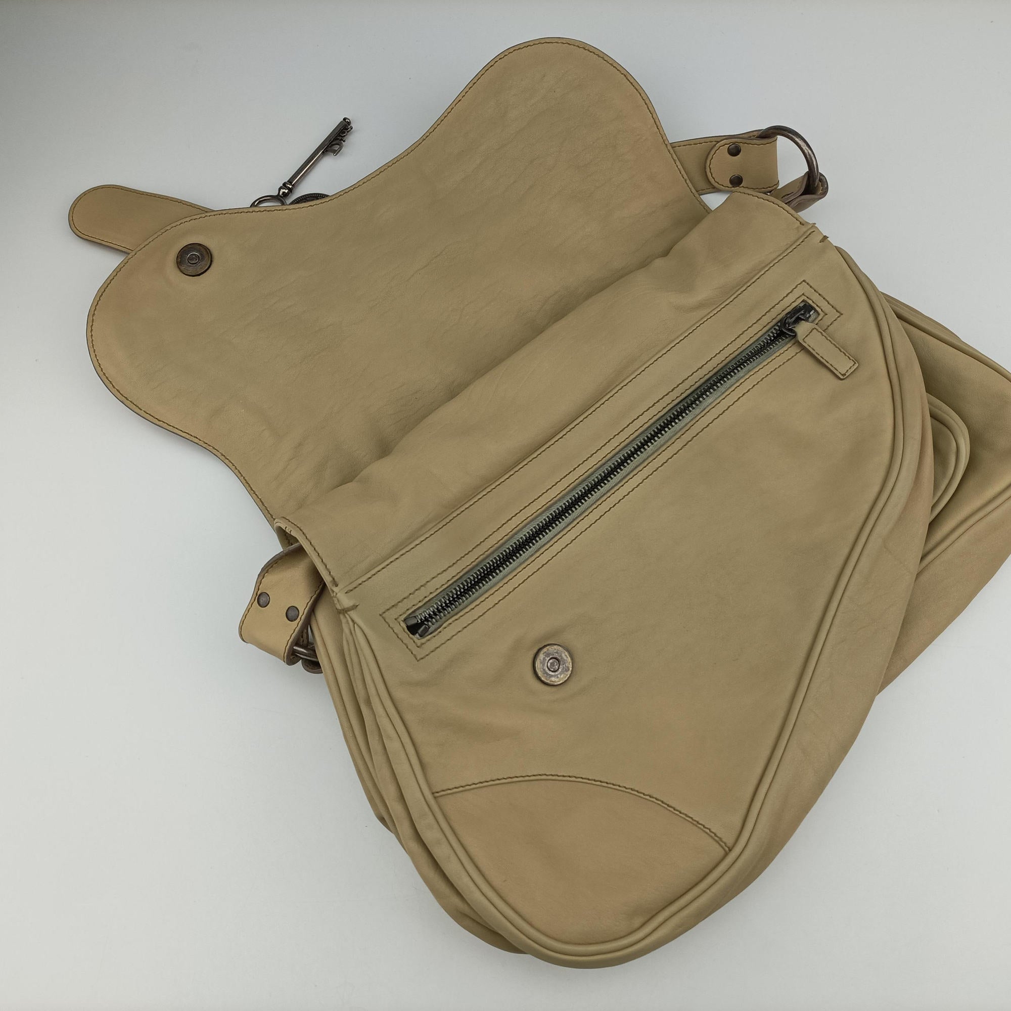 Pre-owned Christian Dior Gaucho Beige Leather  shoulderbag | stylenewstar