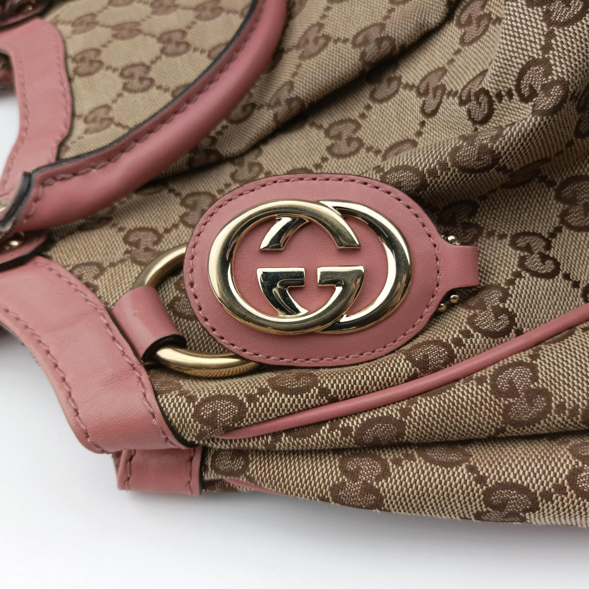 Pre-owned Gucci Sukey Beige × Brown × Pink canvas×leather 211944 handbag | stylenewstar