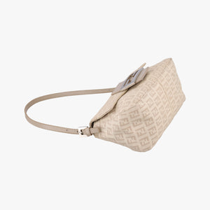 Pre-owned Fendi Baguette Beige Jacquard 8BR180 shoulderbag | stylenewstar