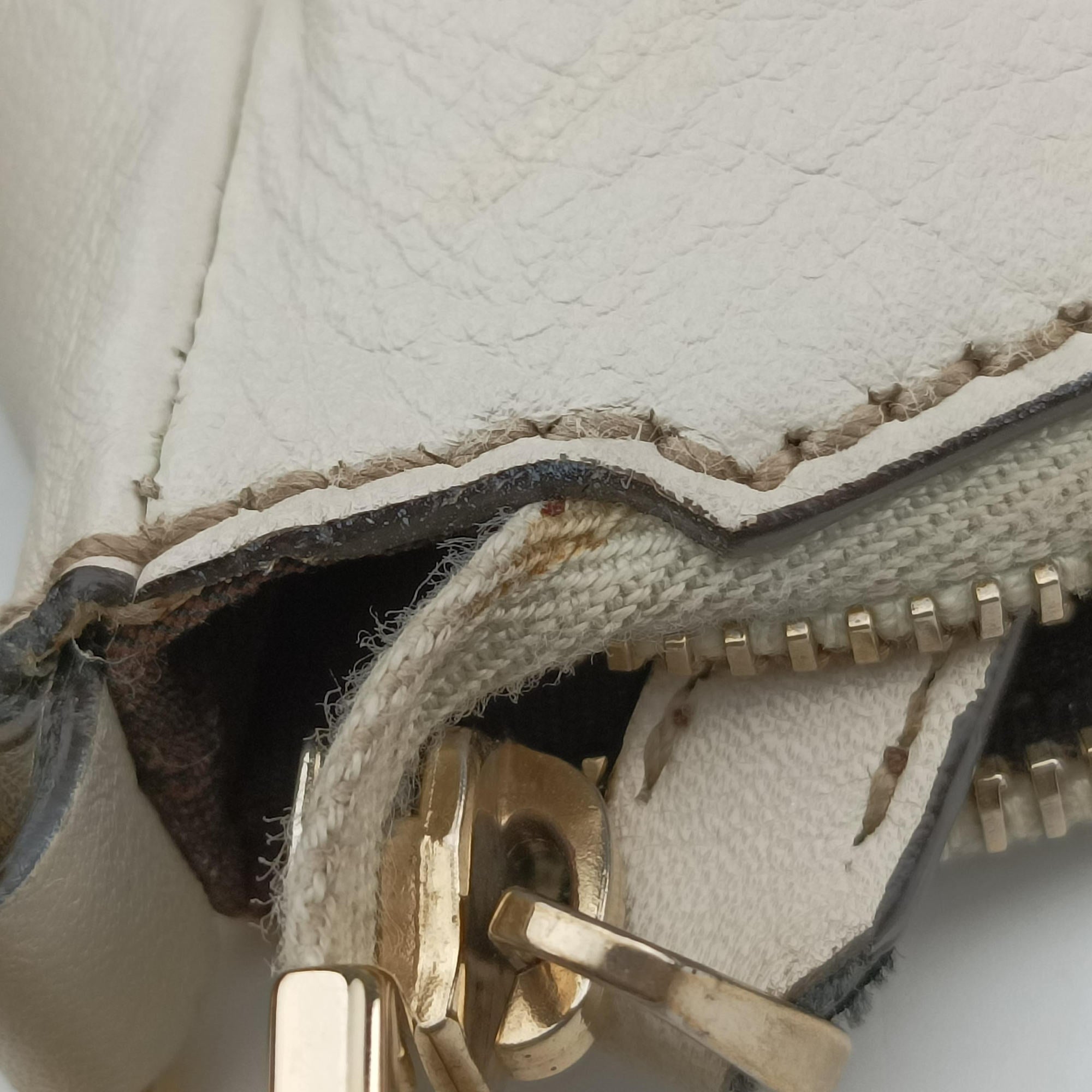 Pre-owned Gucci Abbey D-ring Hobo Beige×White canvas×leather 189833 handbag | stylenewstar