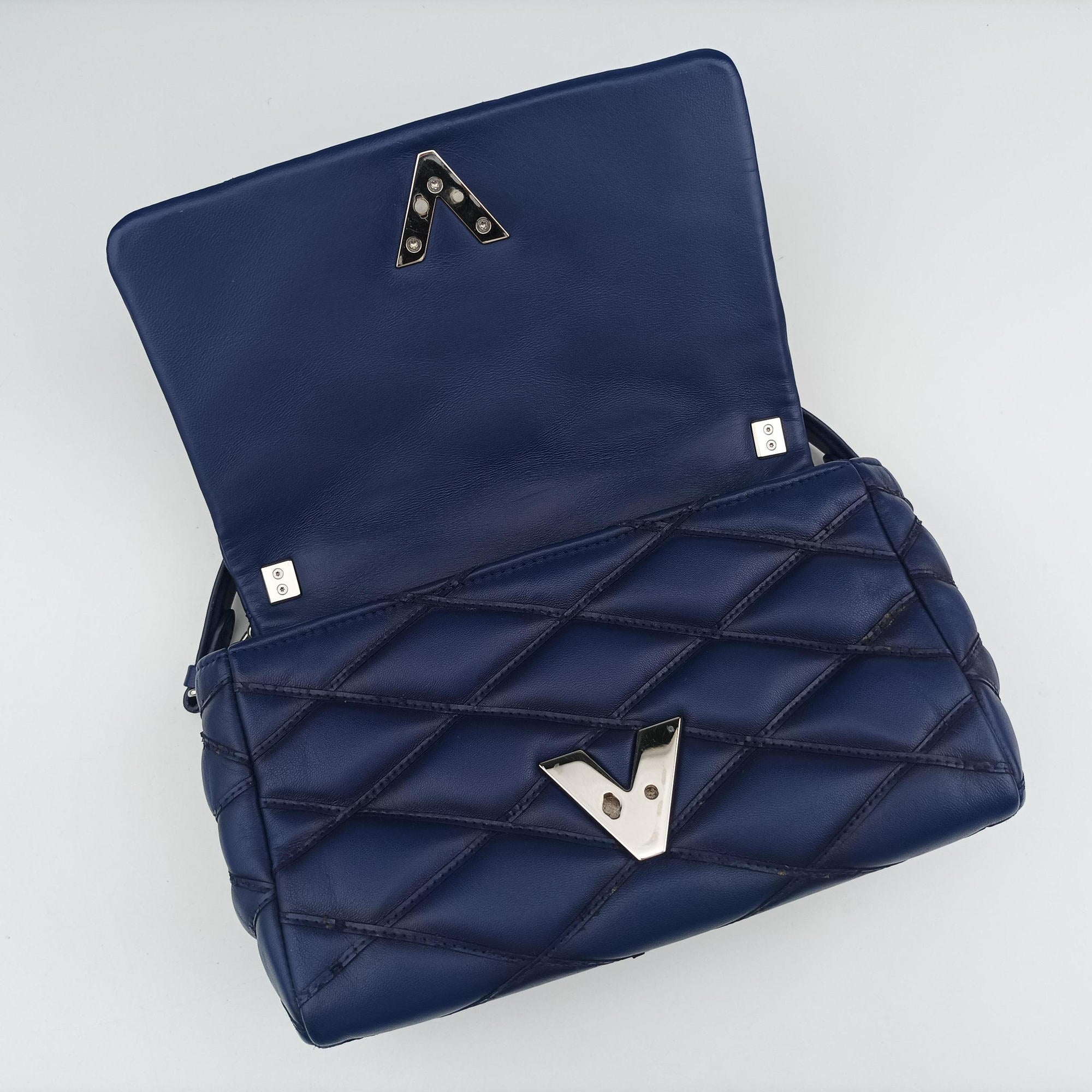 Pre-owned Louis Vuitton GO-14MM Navy Lambskin M50993 shoulderbag | stylenewstar