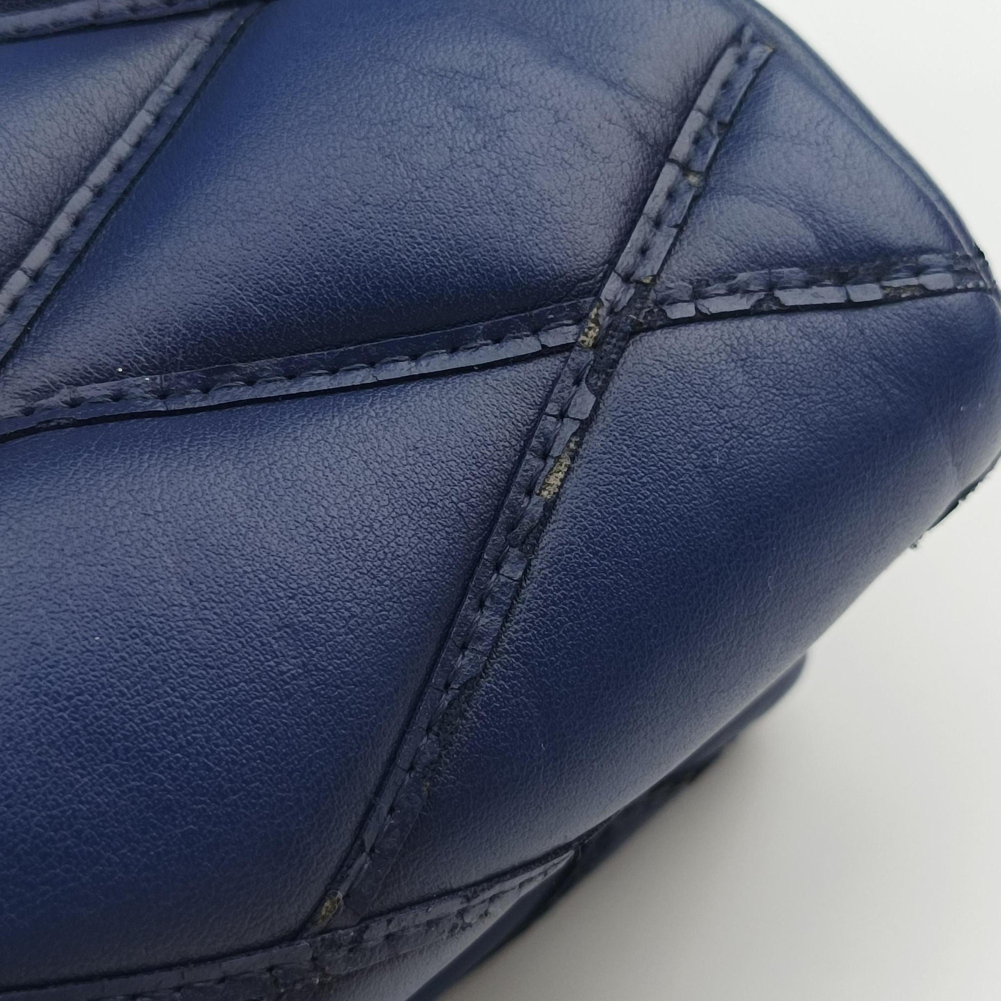 Pre-owned Louis Vuitton GO-14MM Navy Lambskin M50993 shoulderbag | stylenewstar