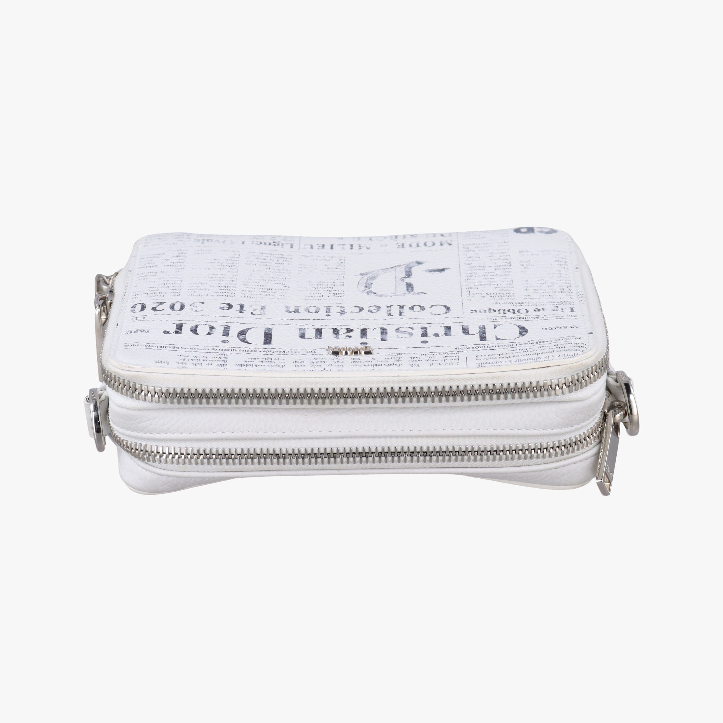 Secondhand Christian Dior Daniel Arsham collaboration Newspaper Print White Leather  shoulderbag | stylenewstar
