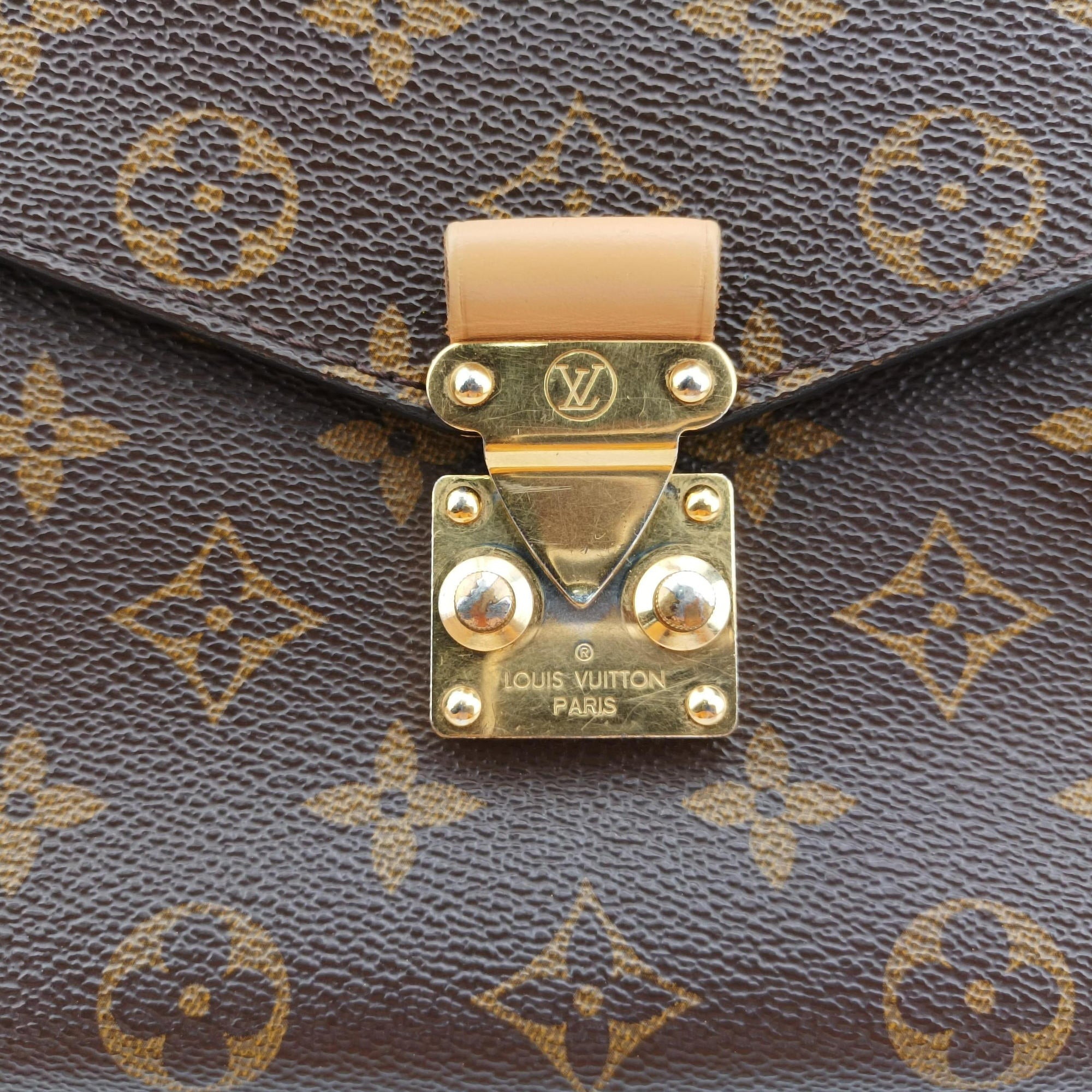 Pre-owned Louis Vuitton Pochette Metis MM Brown Monogram Canvas M44875 shoulderbag | stylenewstar