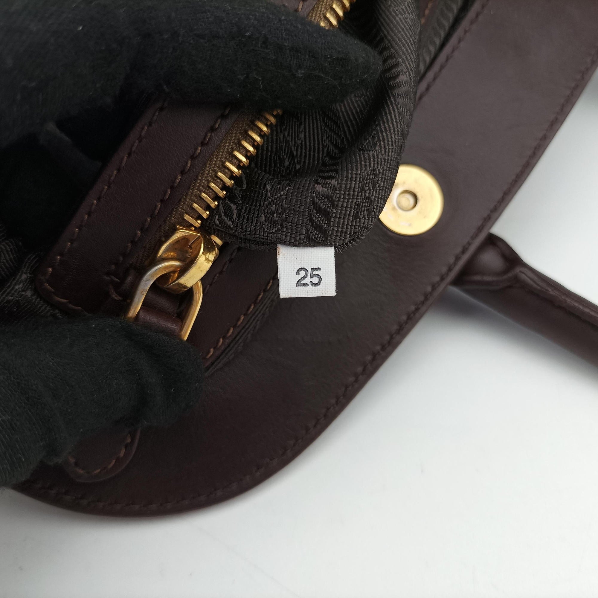 Vintage Prada Vitello Daino Trimmed Canapa Logo Frame Brown Fabric × leather BR3508 handbag | stylenewstar