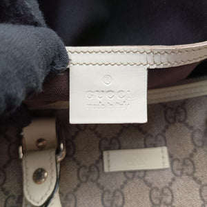 Pre-owned Gucci GG plus Spring Joy GG Supreme BEIGE×WHITE PVC coated canvas 193603 handbag | stylenewstar