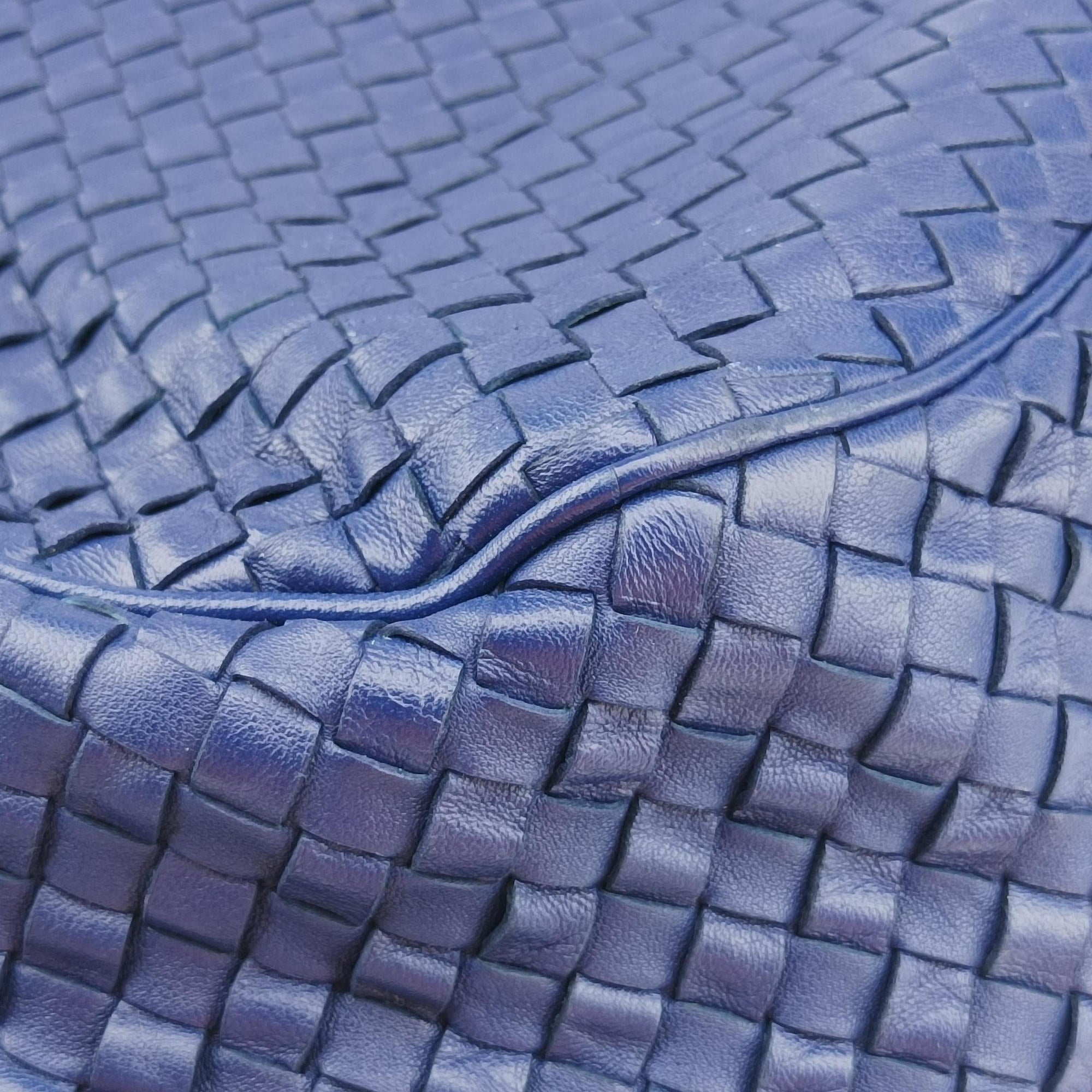 Vintage Bottega Veneta Intrecciato Navy lambskin  shoulderbag | stylenewstar