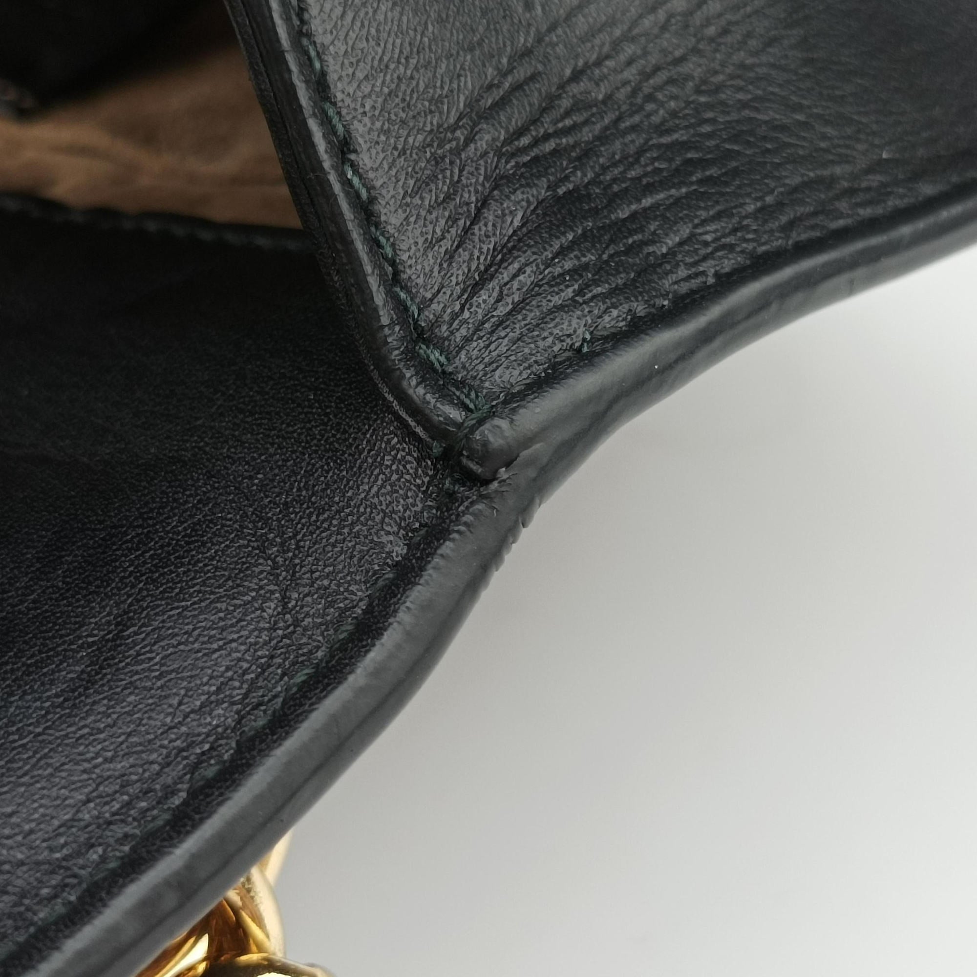 Vintage Gucci Padlock Black Leather 432182 shoulderbag | stylenewstar