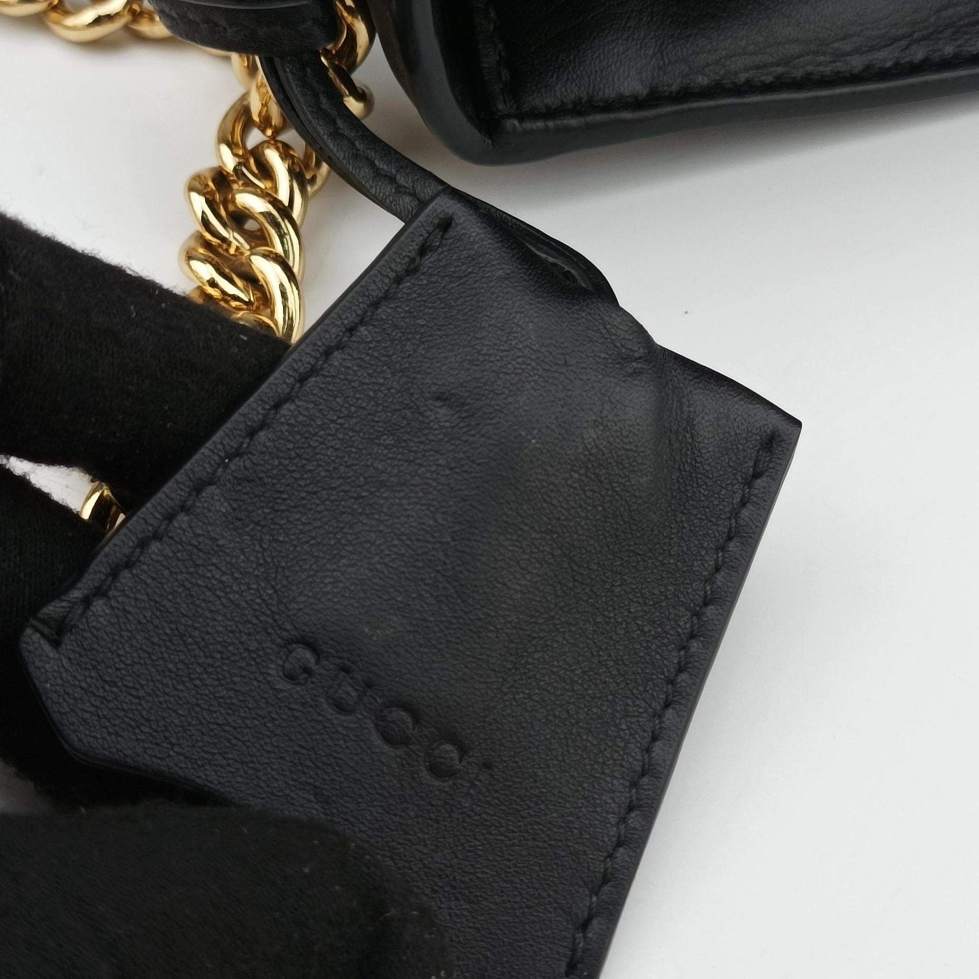 Vintage Gucci Padlock Black Leather 432182 shoulderbag | stylenewstar