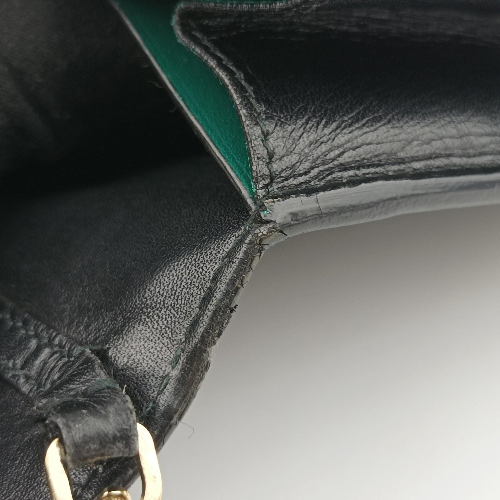 Pre-owned Bvlgari SERPENTI FOREVER Black Leather  shoulderbag | stylenewstar