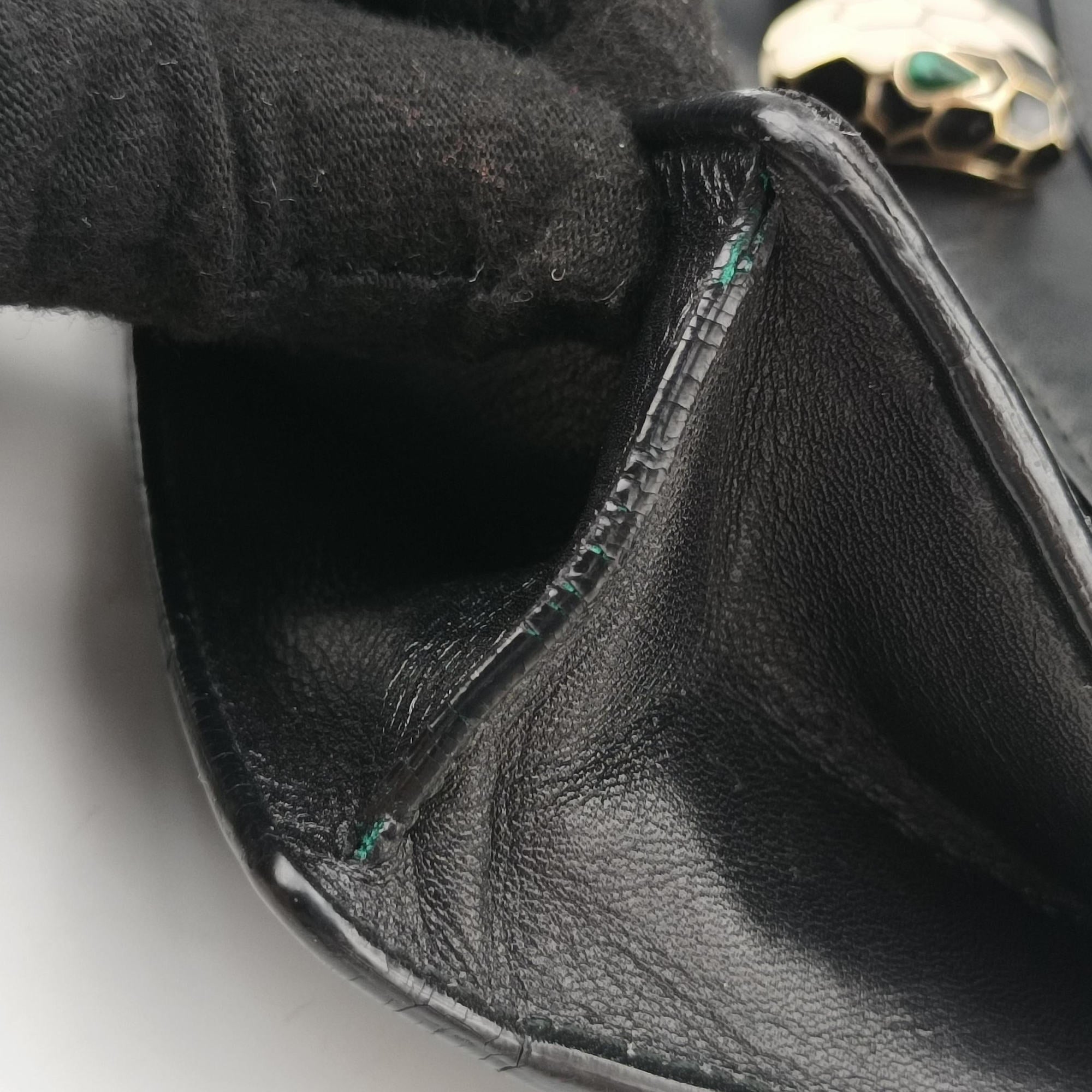 Pre-owned Bvlgari SERPENTI FOREVER Black Leather  shoulderbag | stylenewstar