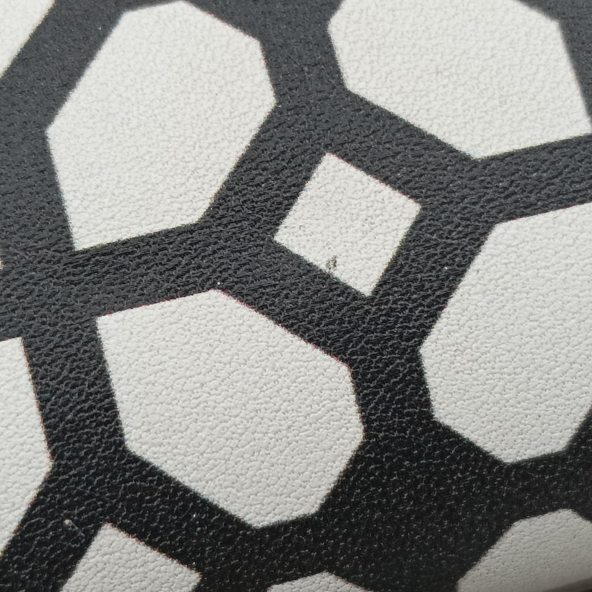 Pre-owned Alexander McQueen Four Ring White × Black Leather  clutchbag | stylenewstar