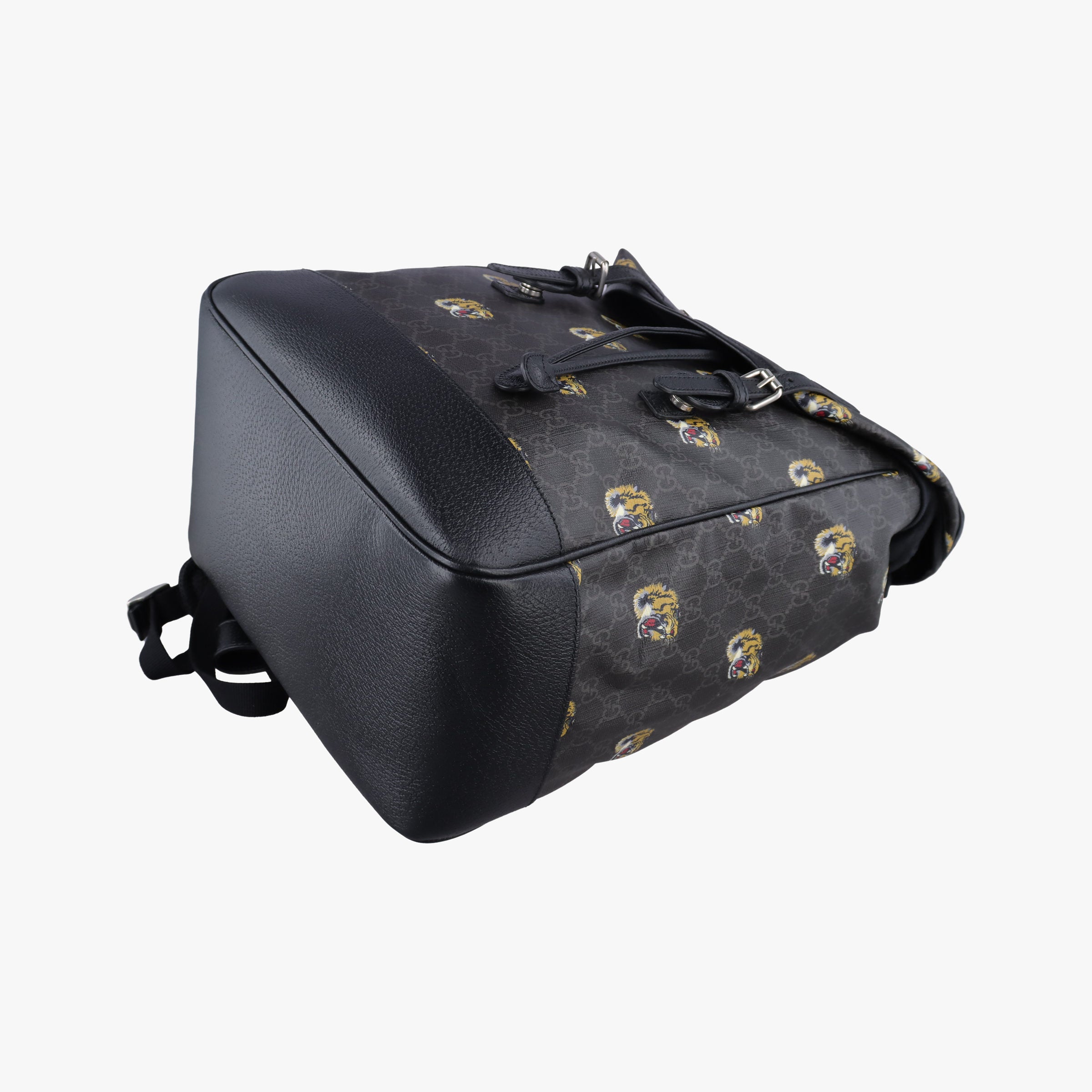Secondhand Gucci Interlocking G Black GG Supreme Canvas × Leather 696013 backpack/rucksack | stylenewstar