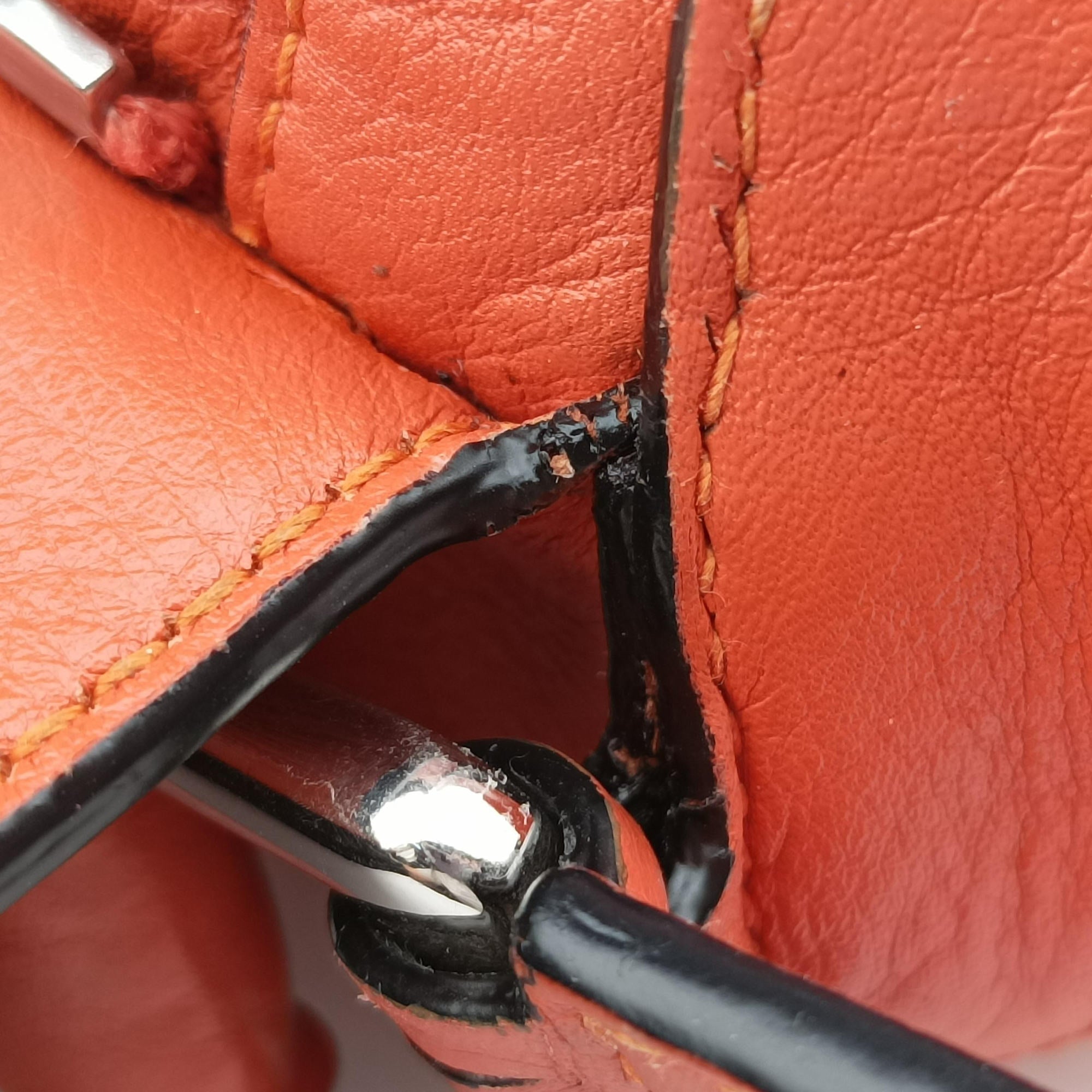 Pre-owned Loewe Puzzle Bag Medium Orange Leather  shoulderbag | stylenewstar