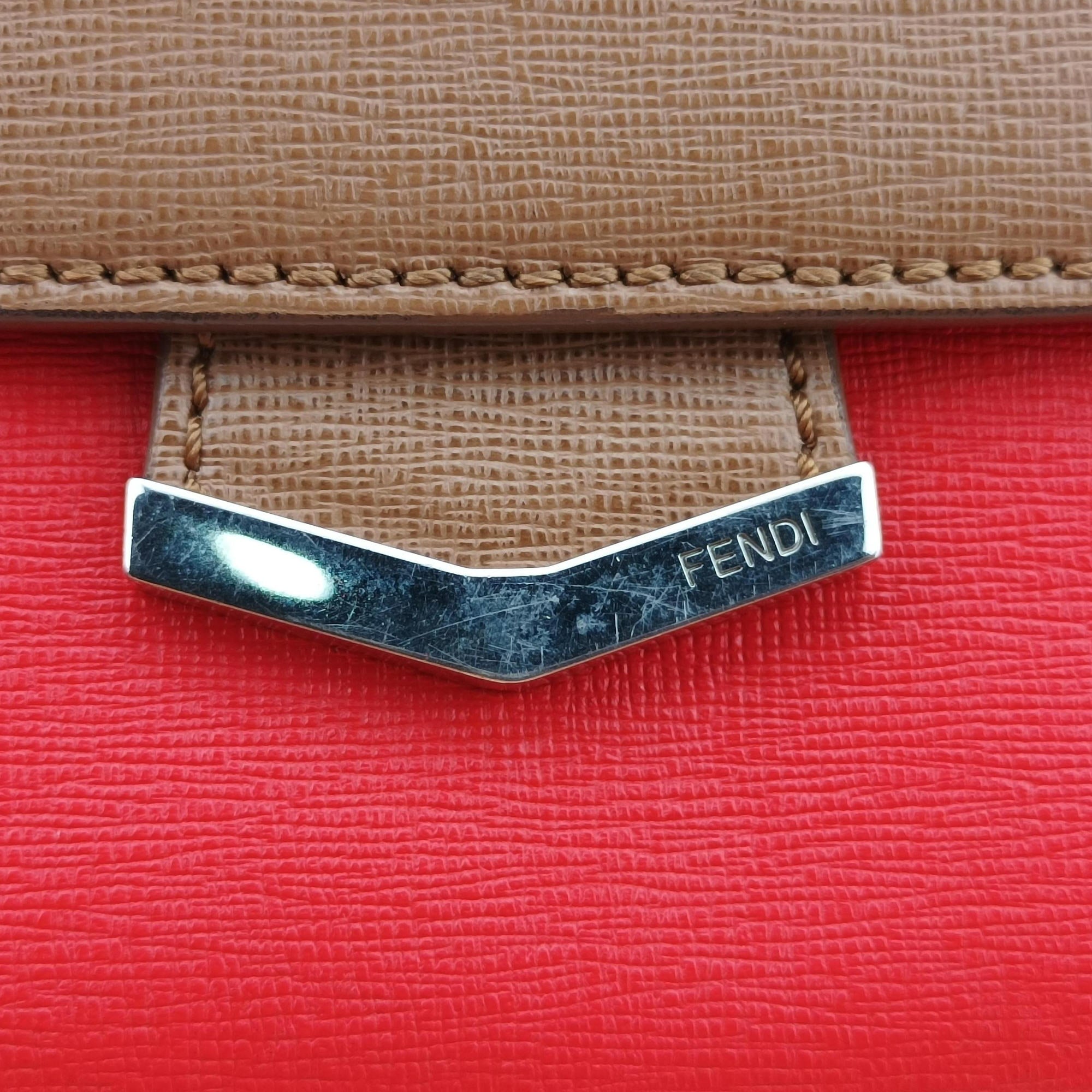 Secondhand Fendi Demi Jour Red × Brown Leather 8BT222 shoulderbag | stylenewstar