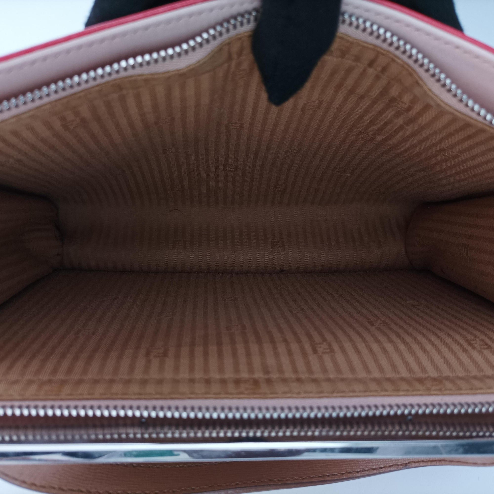 Secondhand Fendi Demi Jour Red × Brown Leather 8BT222 shoulderbag | stylenewstar