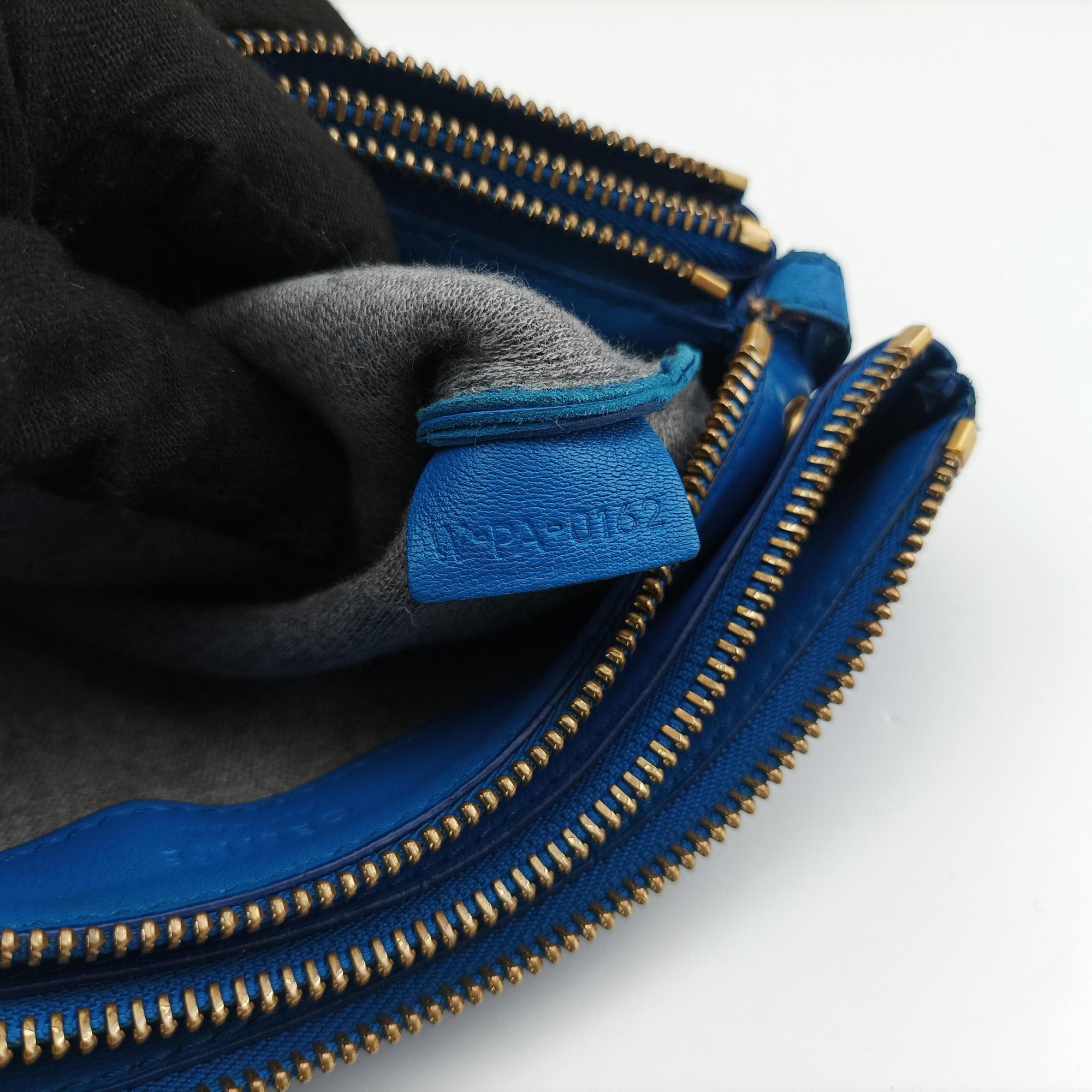 Pre-owned Celine TRIO Blue Leather  shoulderbag | stylenewstar