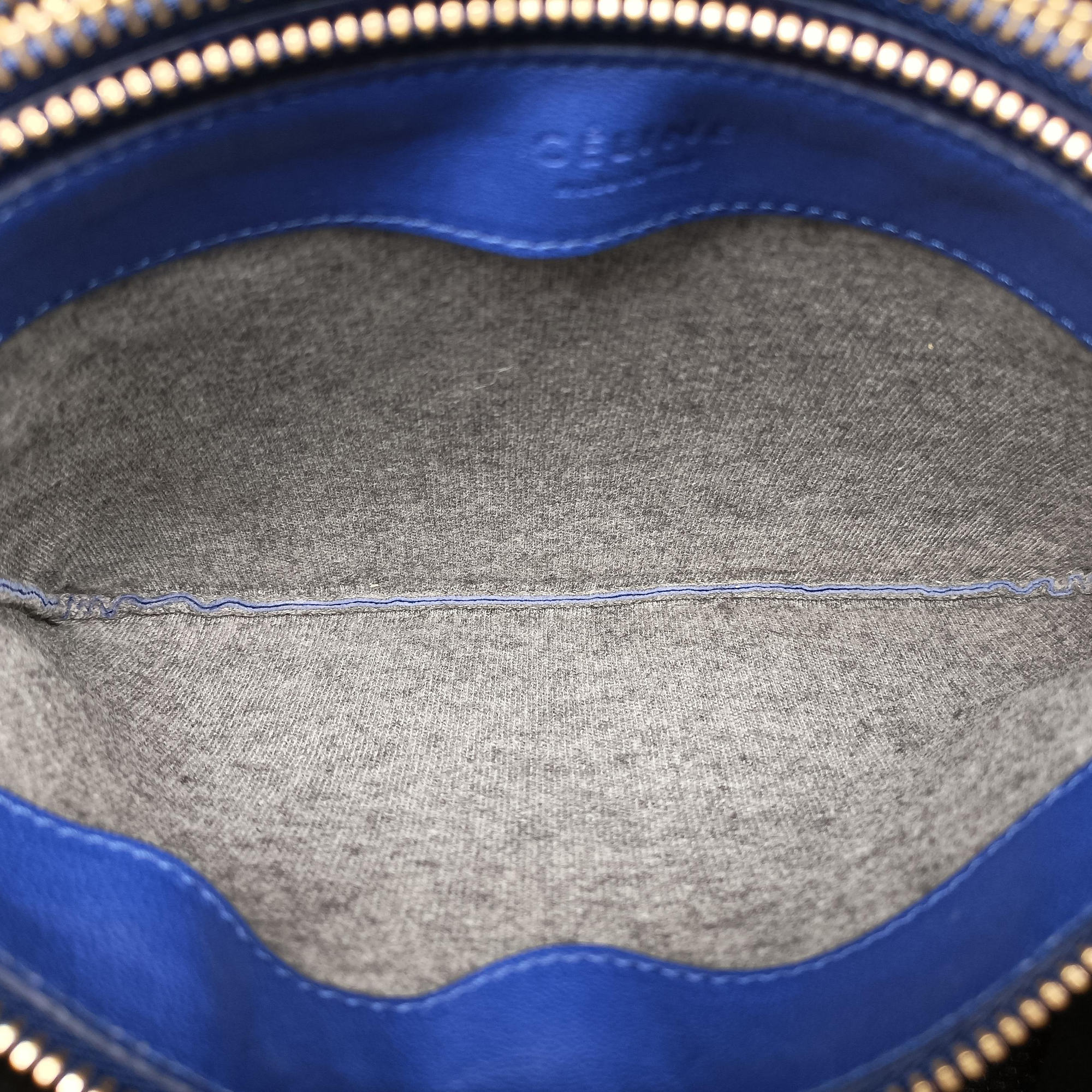 Vintage Celine TRIO Blue Leather  shoulderbag | stylenewstar